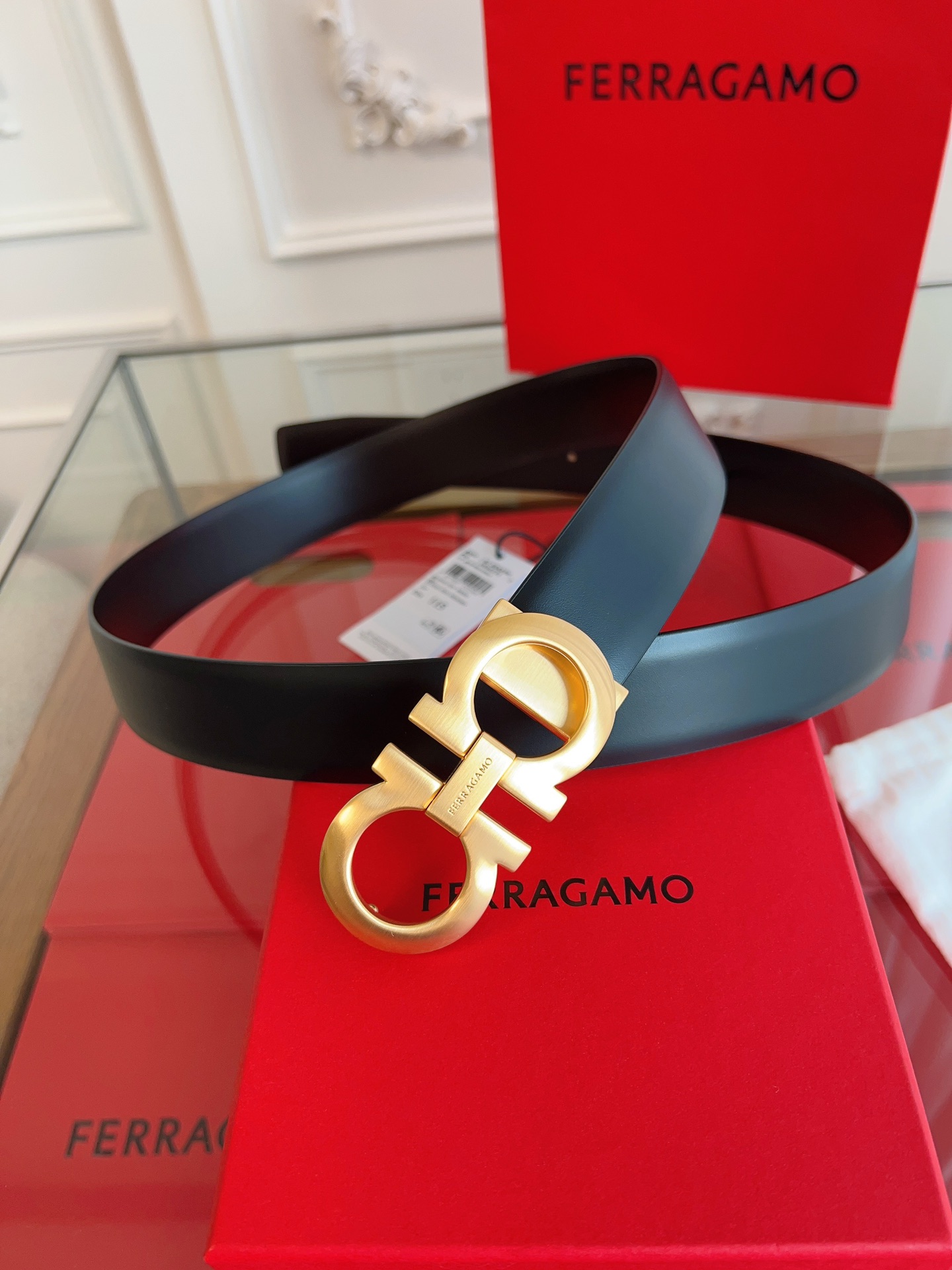 Ferragamo  钱包皮带,戒指,ferragamo 5