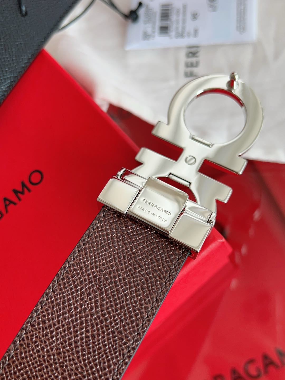 Ferragamo  手袋皮带,戒指,ferragamo 6