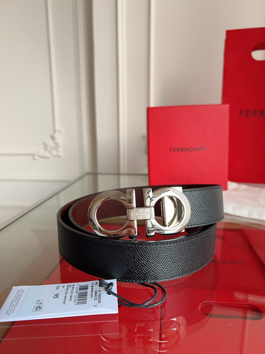 Ferragamo  手袋皮带,戒指,ferragamo 2