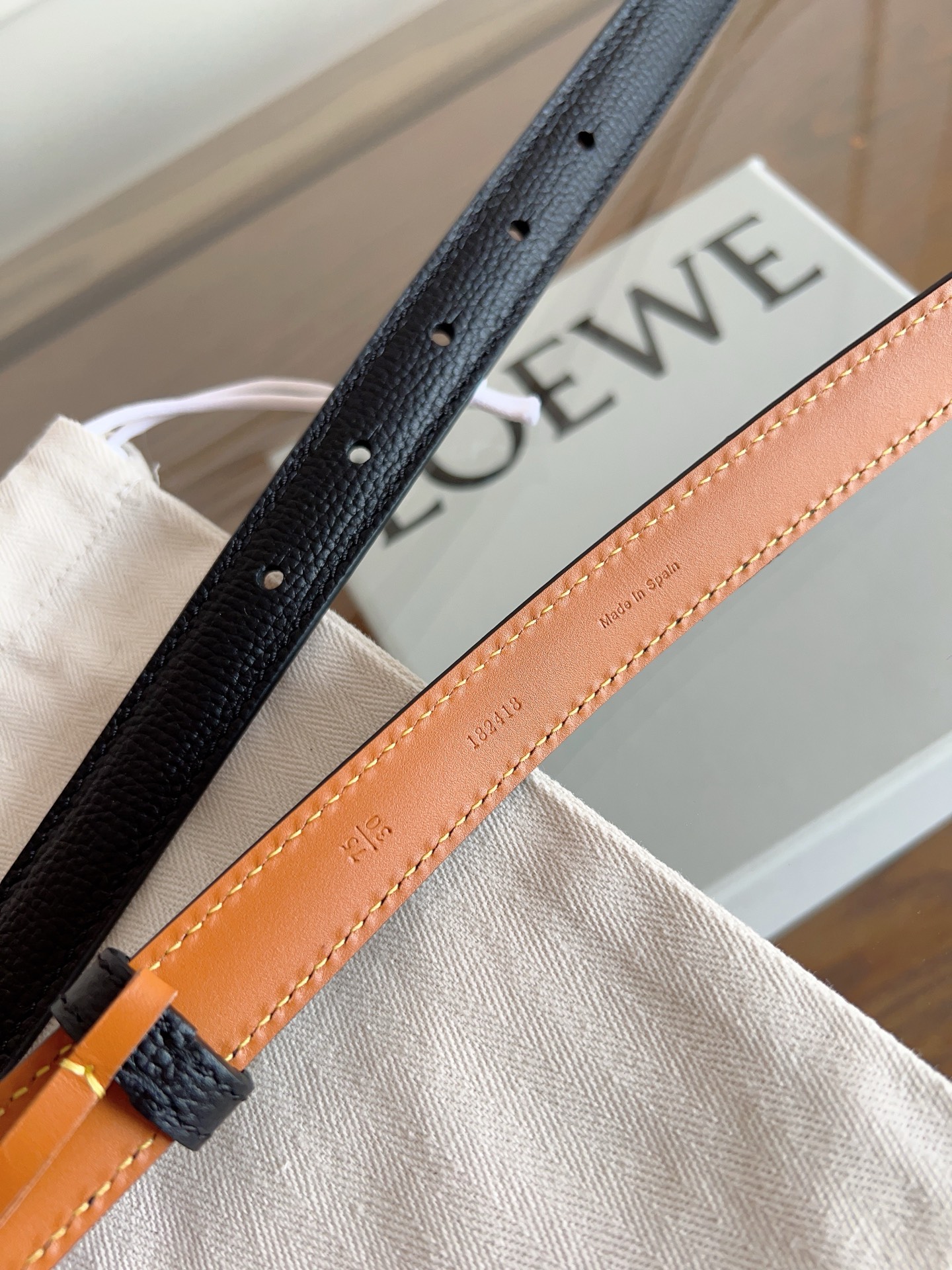 LOEWE  皮料皮带,loewe 8