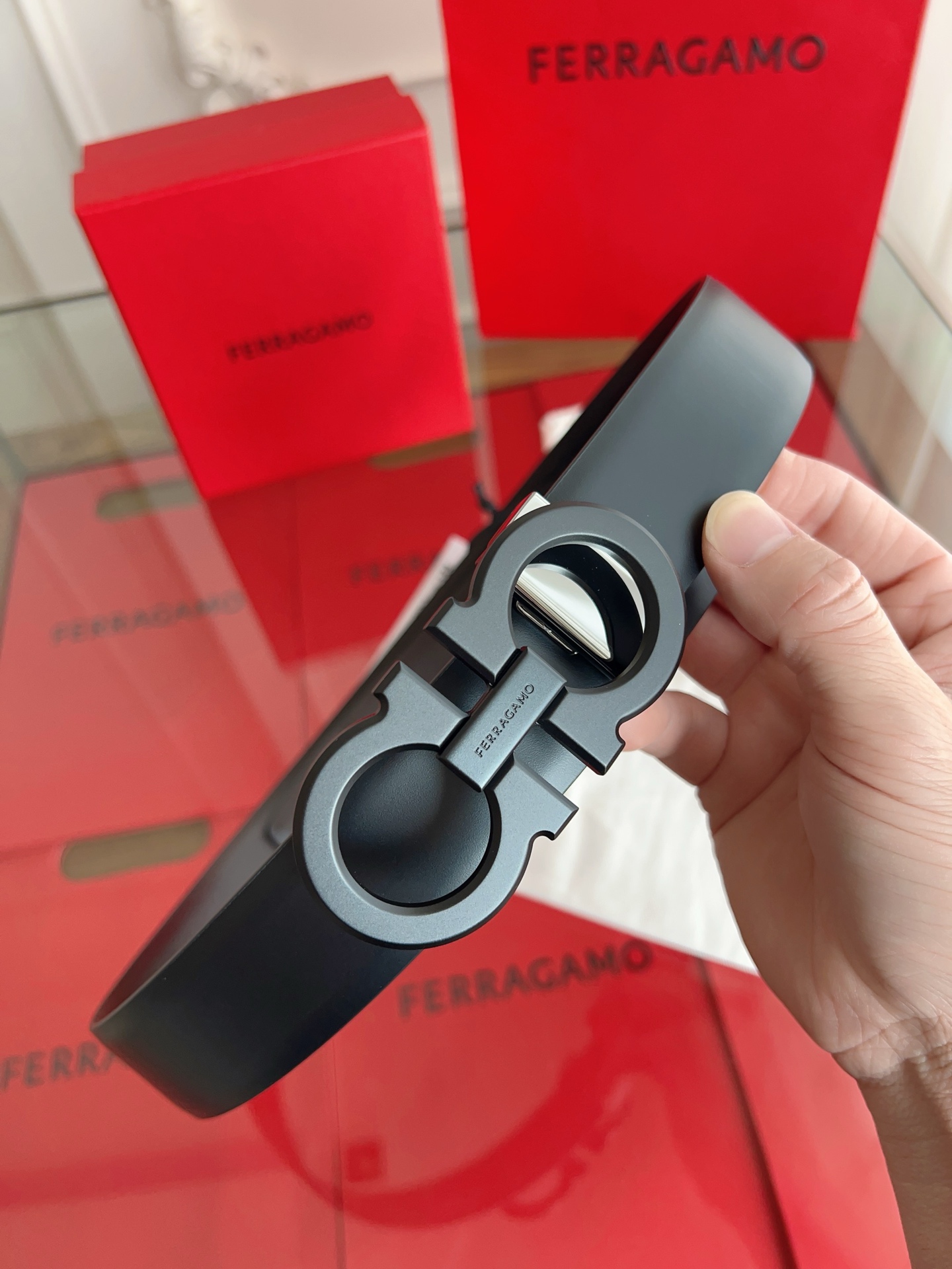 Ferragamo  钱包皮带,戒指,ferragamo 7