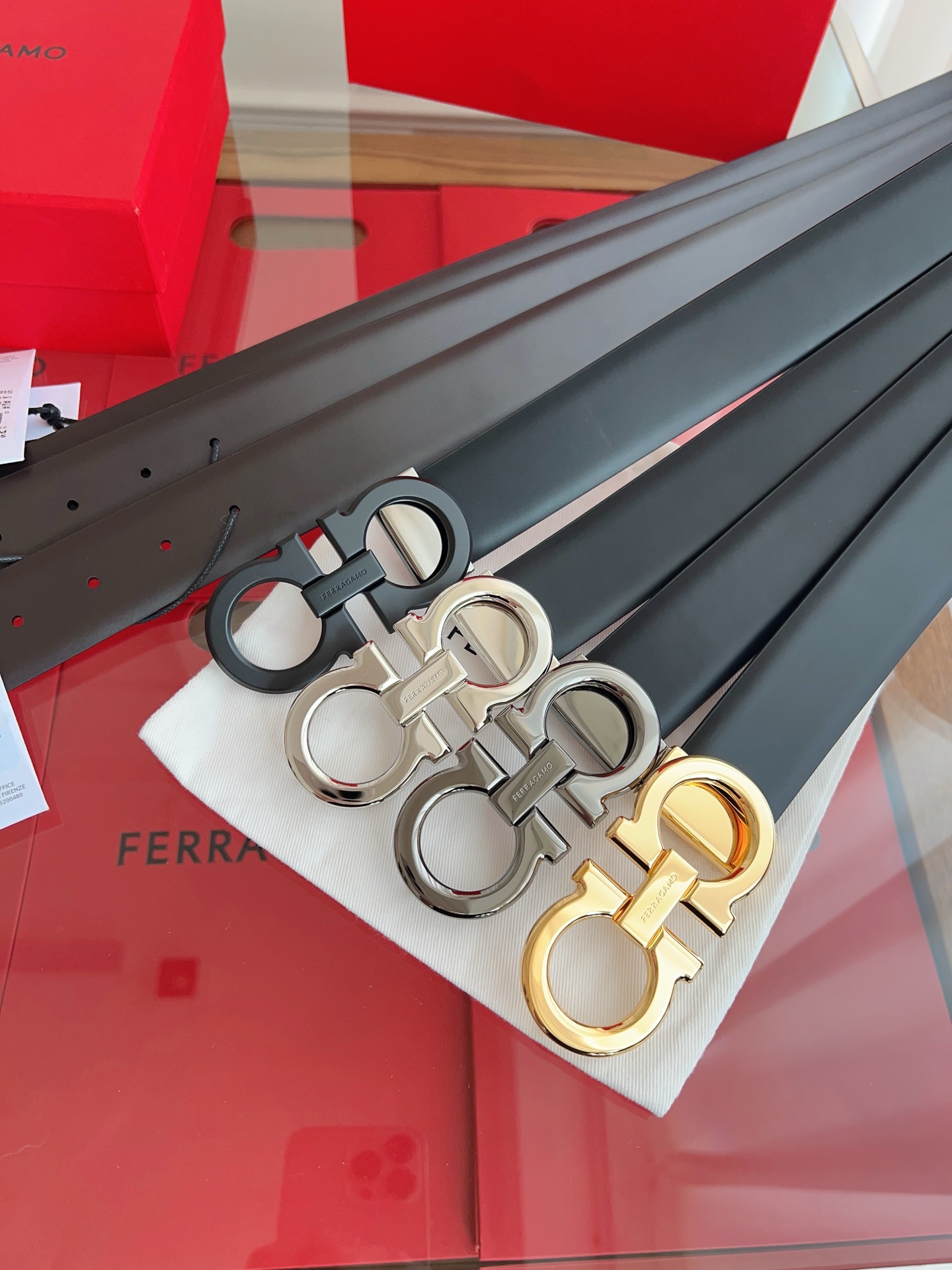 Ferragamo  钱包皮带,戒指,ferragamo 9