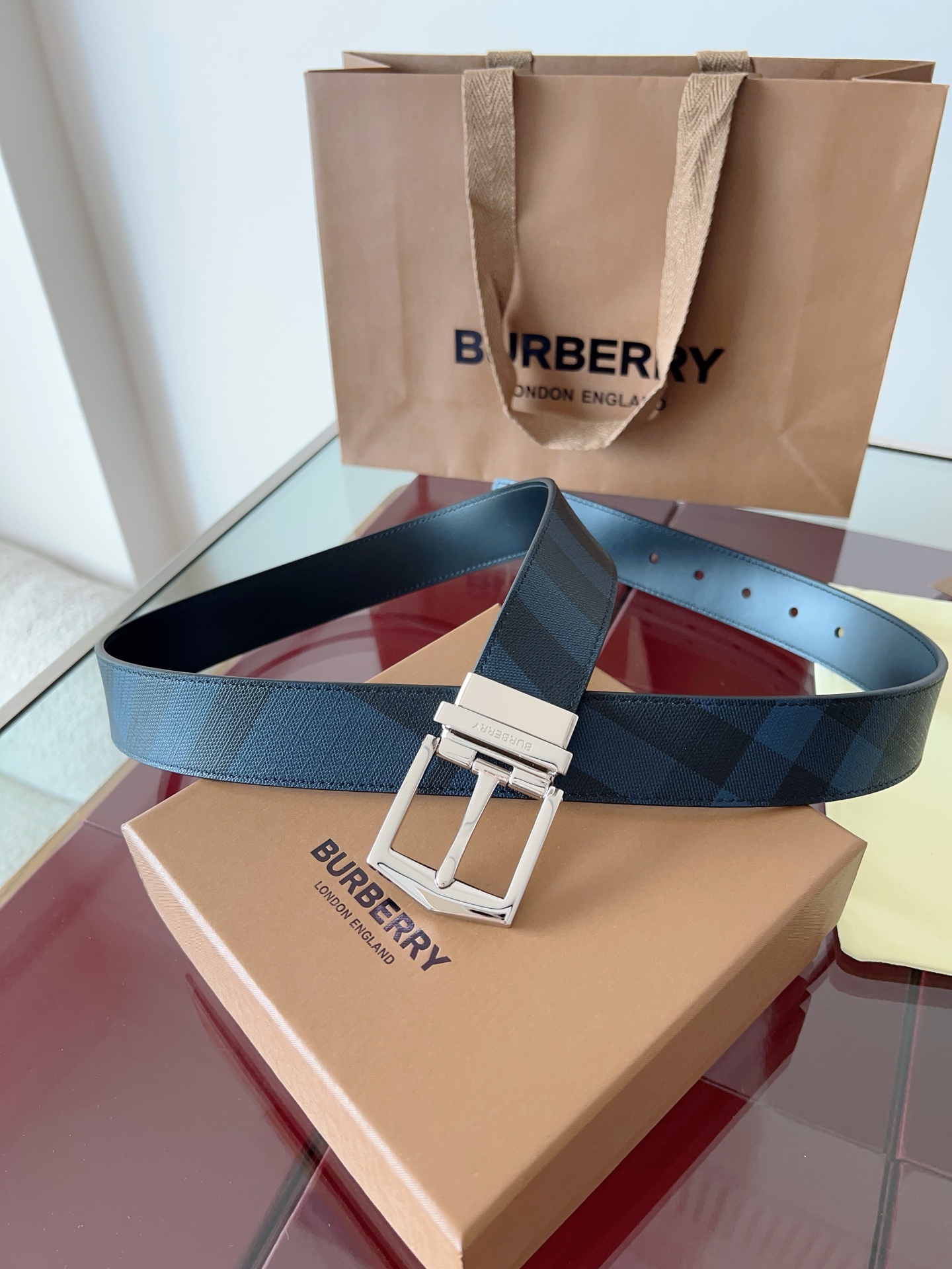 Burberry  皮料皮带,burberry 3