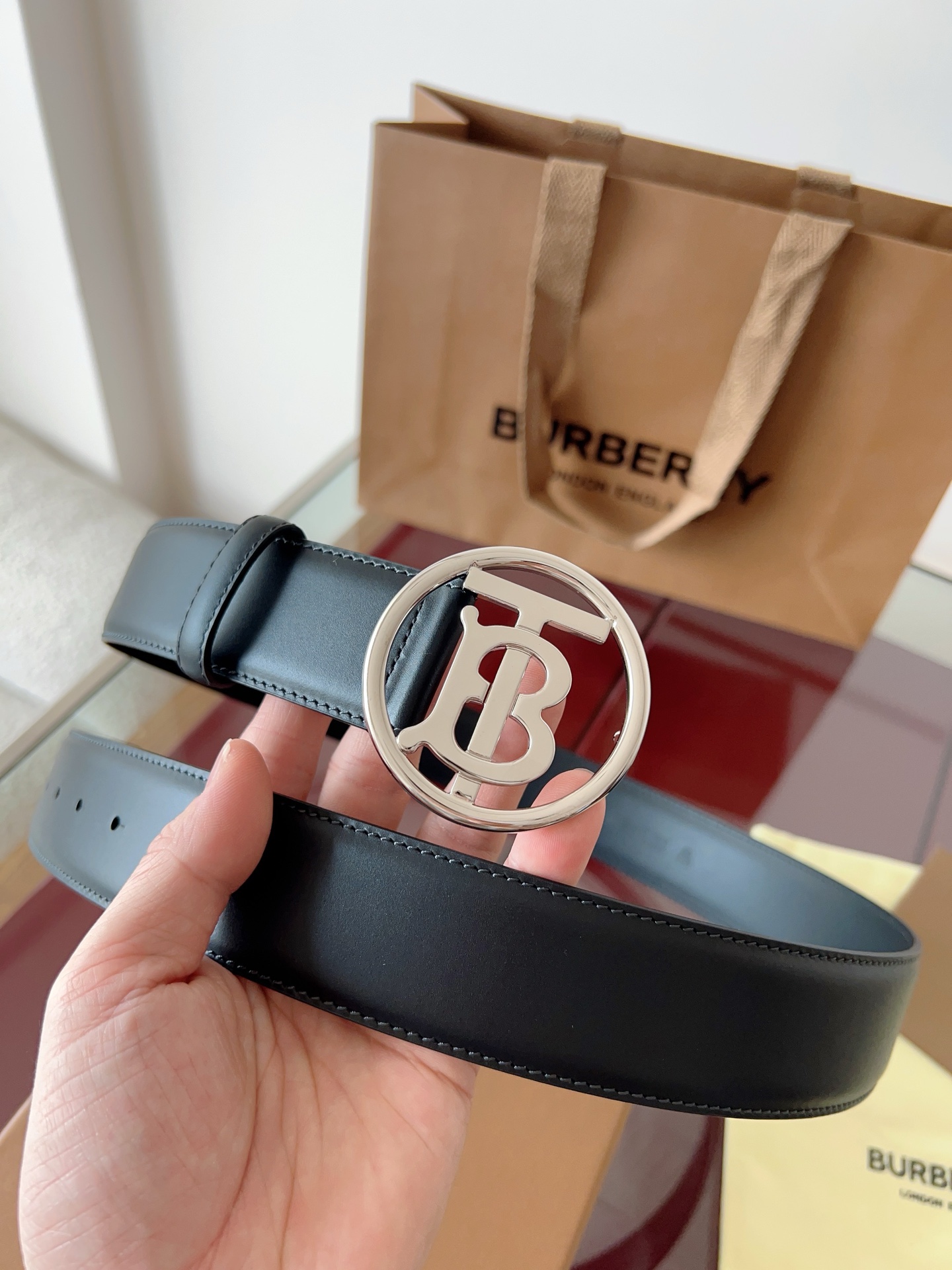 Burberry 4.0厘米黑色全皮