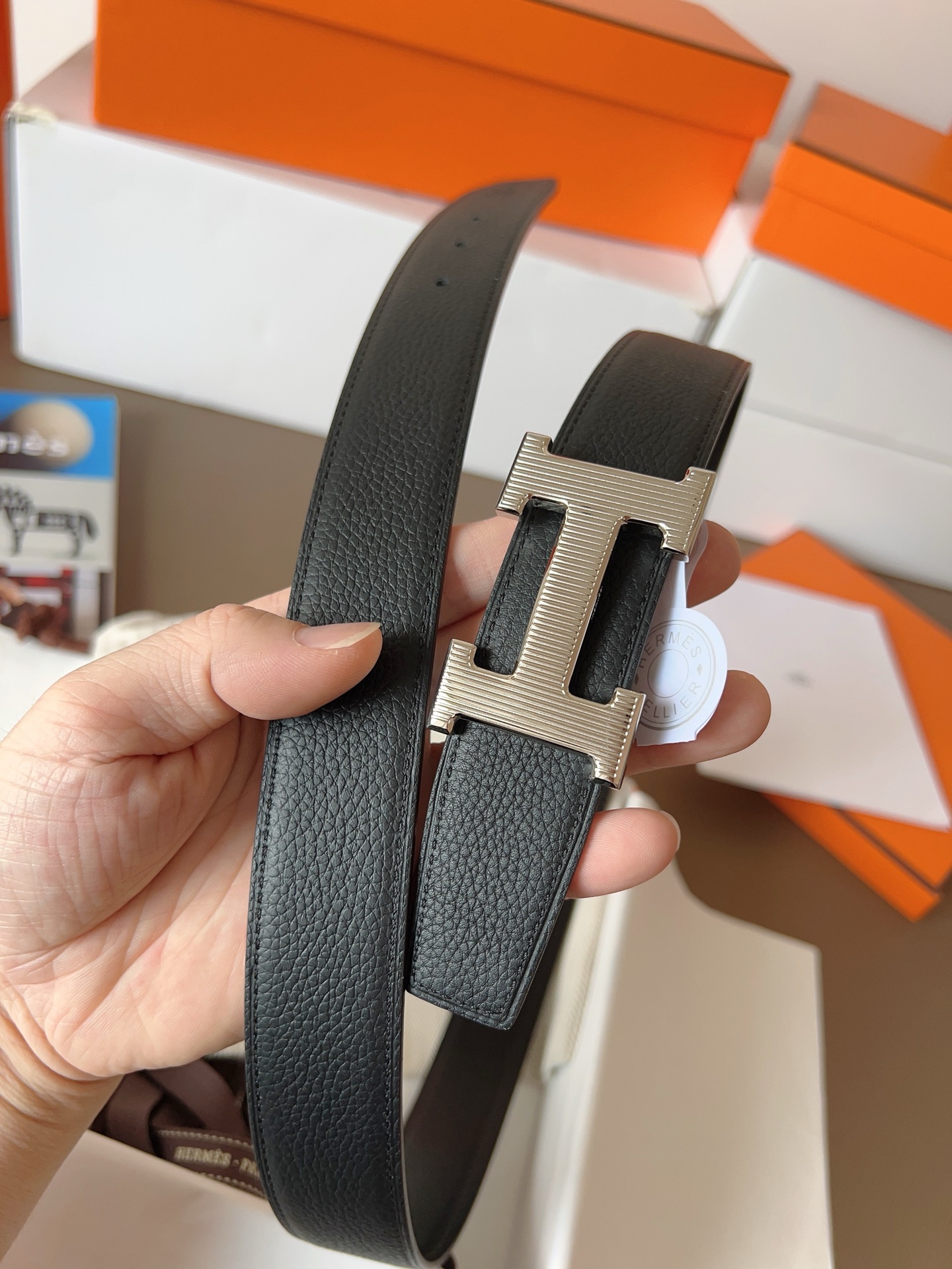 HERMES全新工艺3.2cm双面腰带