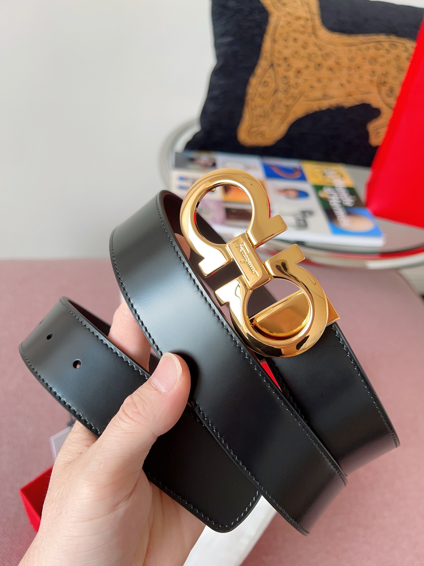 上質でスタイリッシュなベルトを厳選