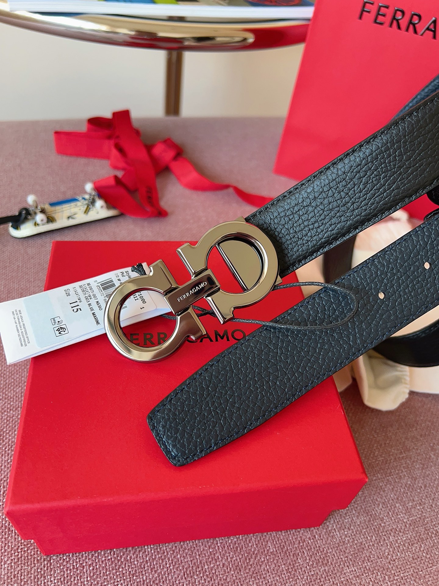 Ferragamo 菲拉格慕，代 五金-nfc芯片版3.5厘米 590¥