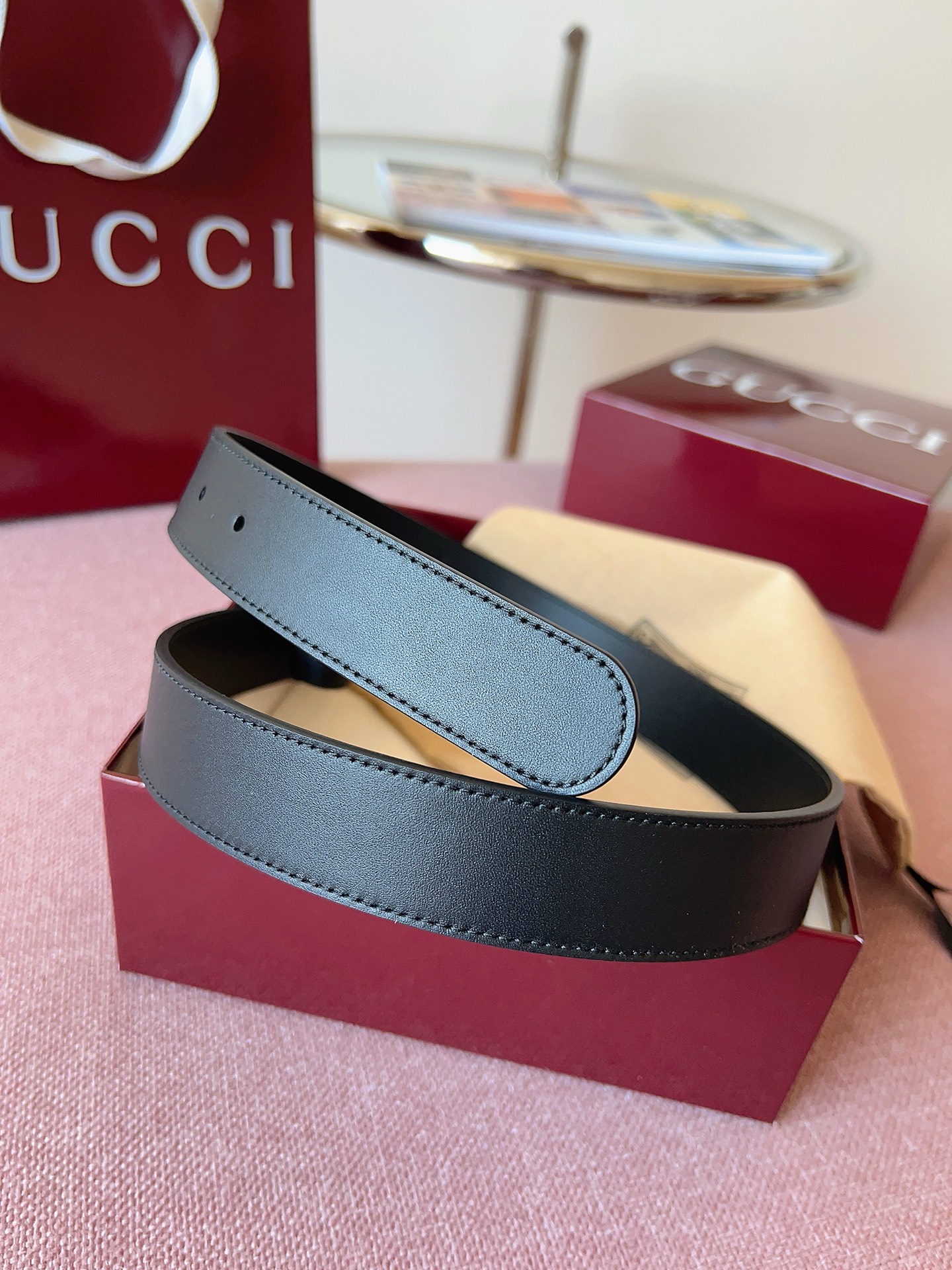Gucci 代购级 古奇 Gucci ，黑色全皮，五金材质/全铜，品质毋庸置疑 没有更好 只有最好