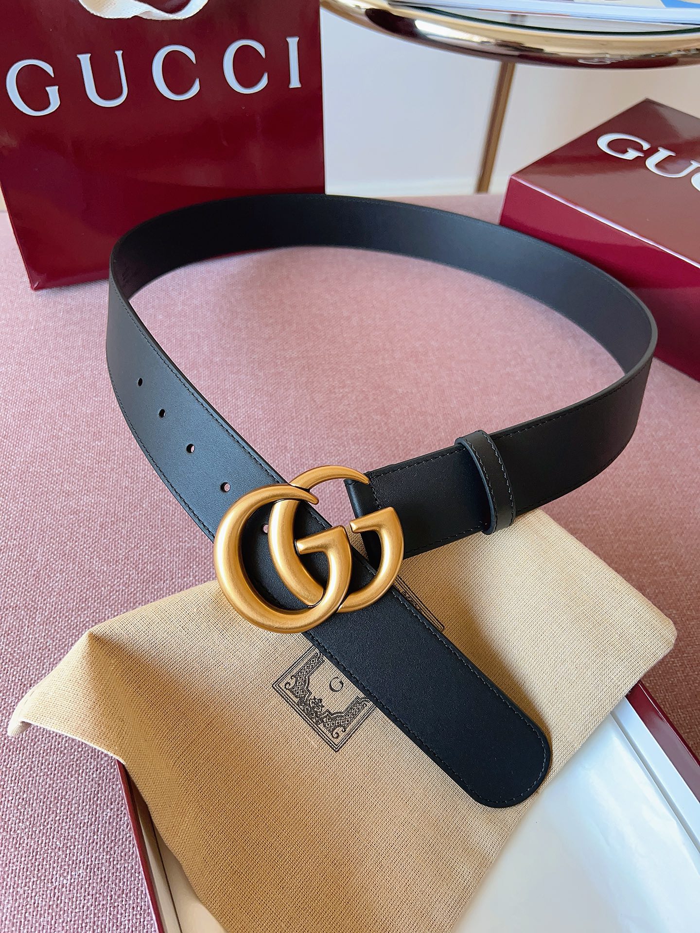 Gucci 代购级 古奇 Gucci ，黑色全皮，五金材质/全铜，品质毋庸置疑 没有更好 只有最好