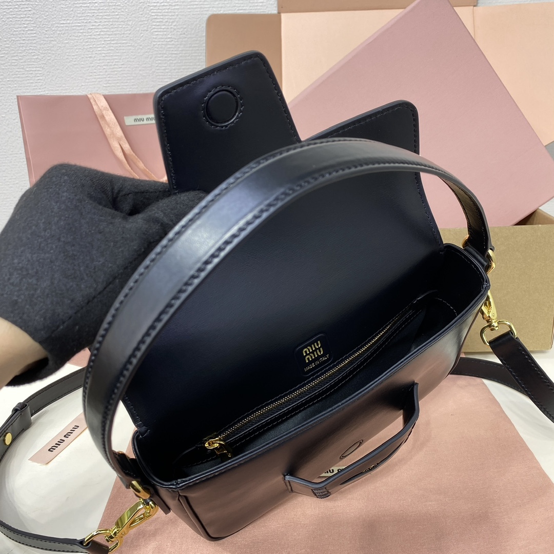 Miu Miu 5BD270 black detail picture