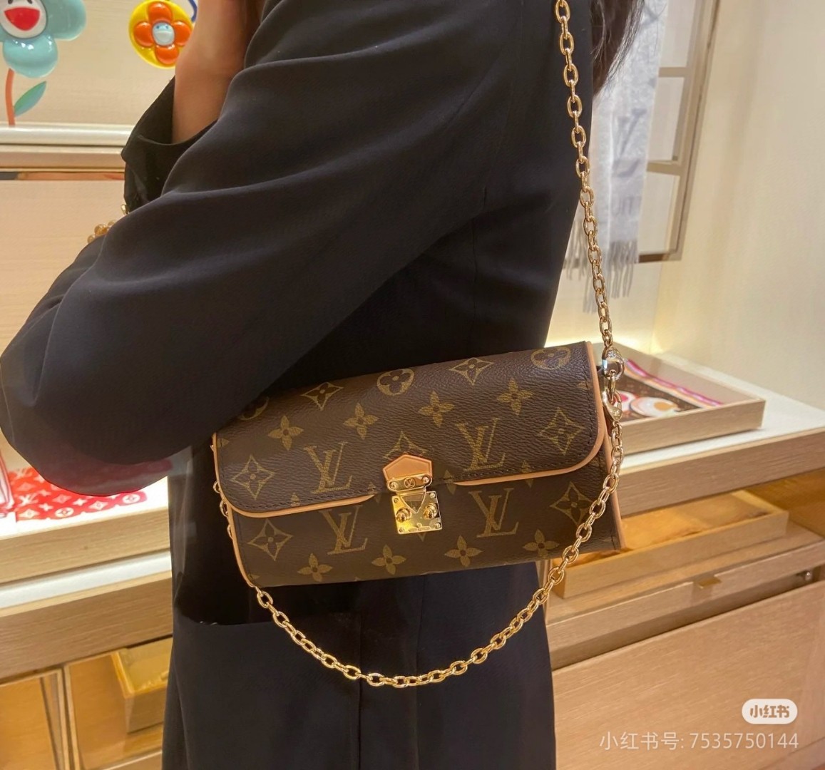 [Louis Vuitton Women