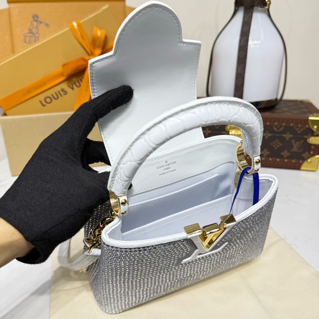 莫罗·伯拉尼克 Manolo Blahnik 高定典藏高级成衣风衣外套及大衣服装 #0EDED399 3