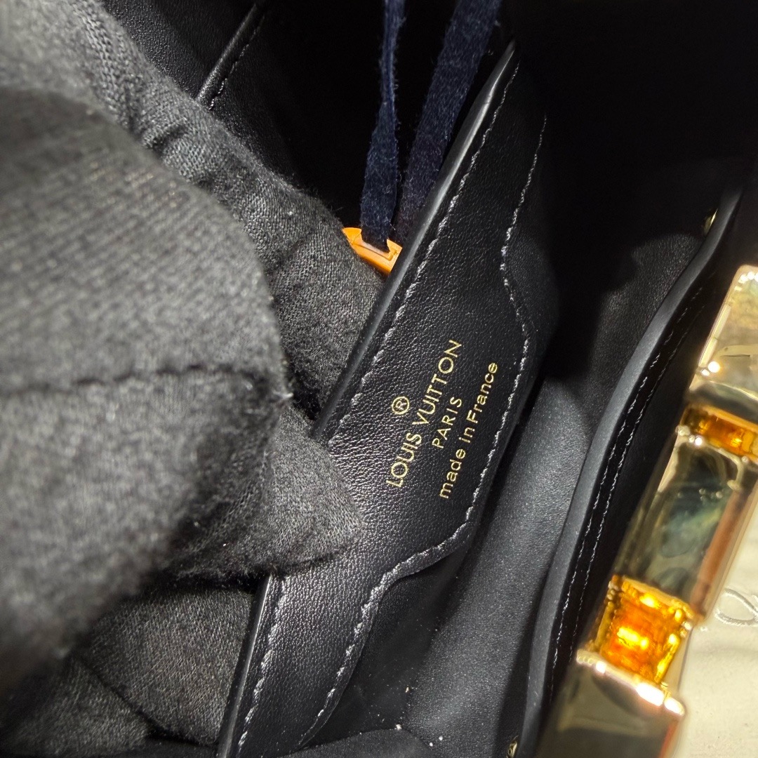 华伦天奴 Valentino 高定典藏高级成衣风衣外套及大衣服装 #9818999B 2