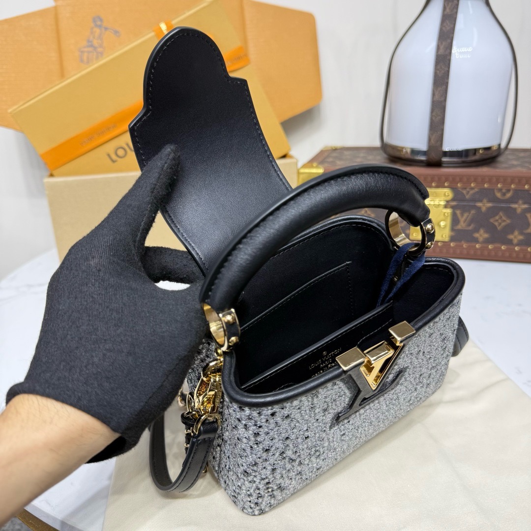 华伦天奴 Valentino 高定典藏高级成衣风衣外套及大衣服装 #9818999B 4