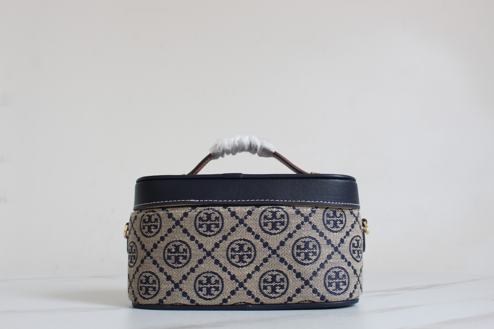 Tory Burch ～ToryBurch新款老花餐盒包 Tmonogram迷你化妆盒子包 配有可拆卸调节长肩带