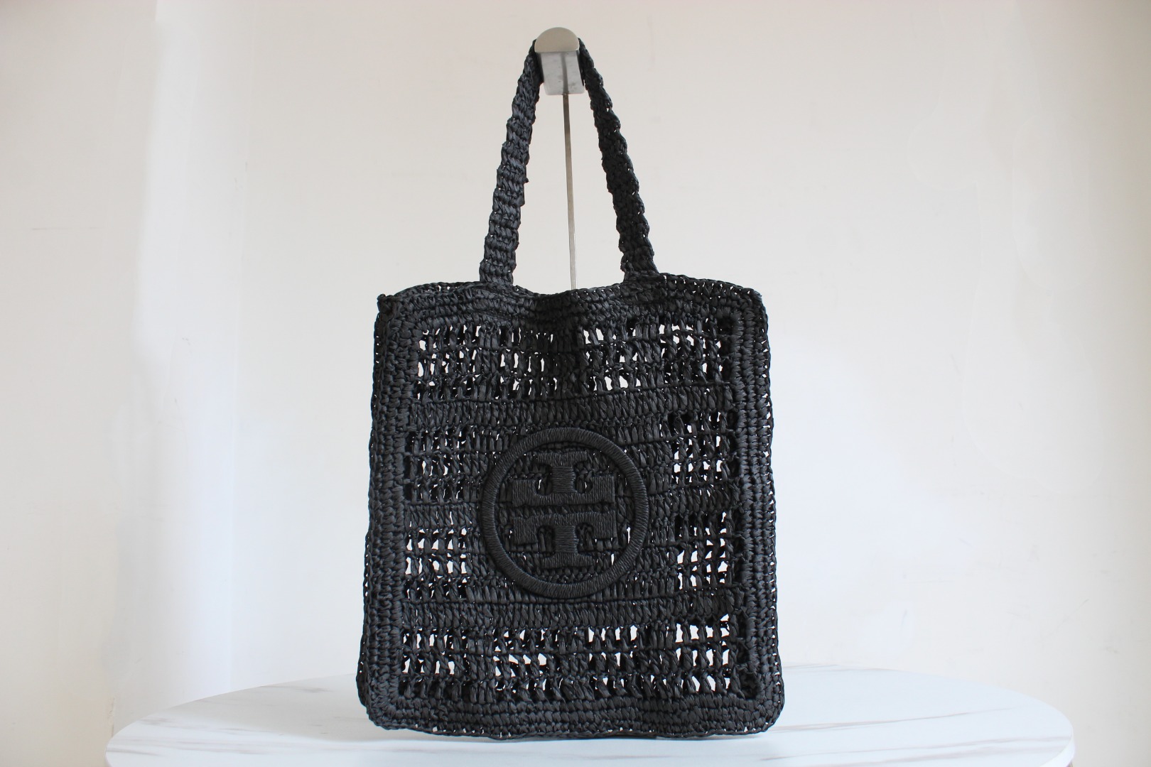 Tory Burch ToryBurch新款手提编织Ella托特包 体现设计师对编织提篮的热爱 精选手工钩编制成