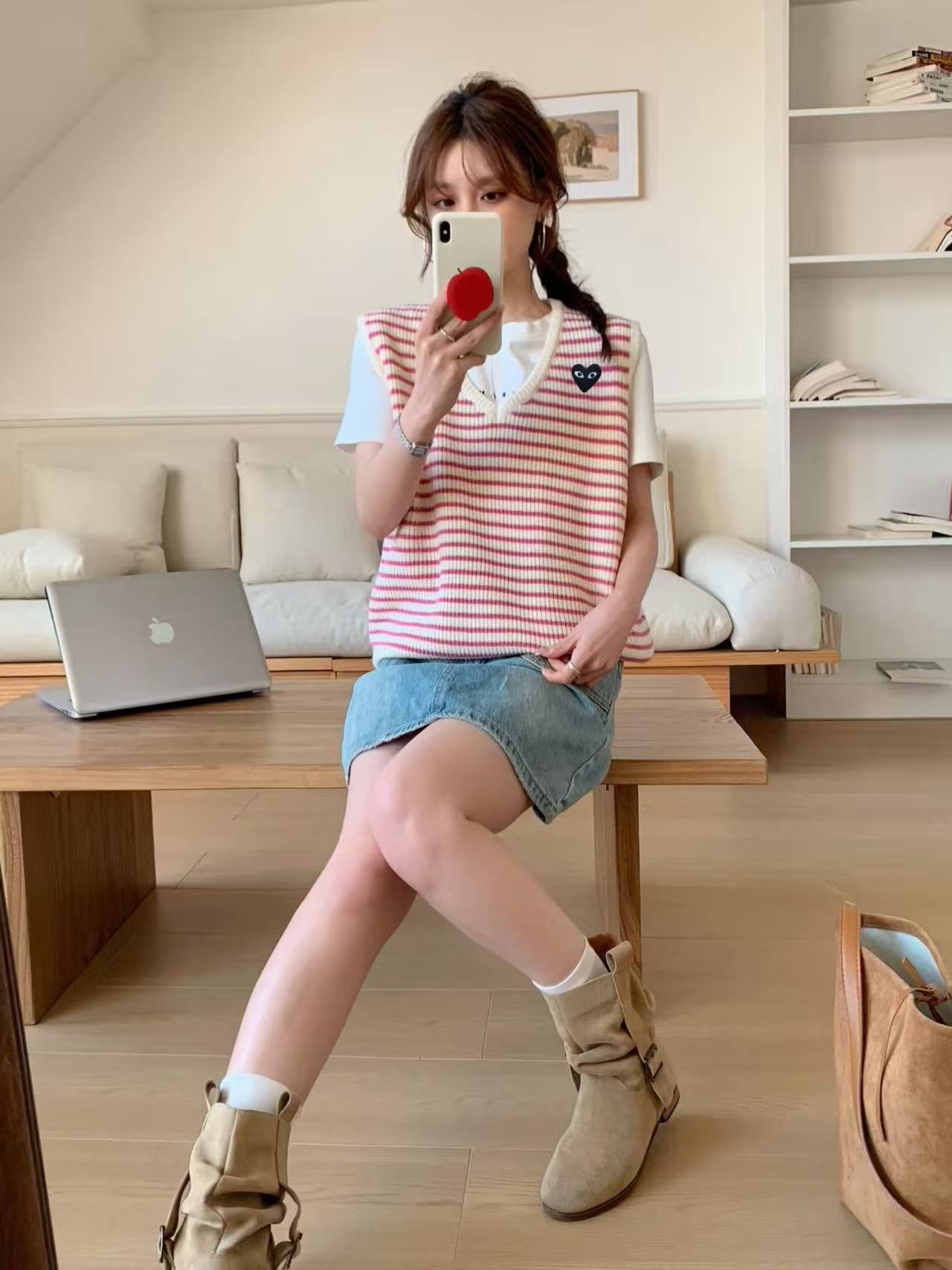 _dBD9sfO9qhmn_kw7D7U0zWXGYvYBOW6UN2QTPcA