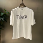 دعم p231219 di*r*r الربيع والصيف اللون الجديد قصير الأكمام: أسود ، رمز أبيض رقم: m-2xl 1 دعم p231219 di*r*r الربيع والصيف اللون الجديد قصير الأكمام: أسود ، رمز أبيض رقم: m-2xl