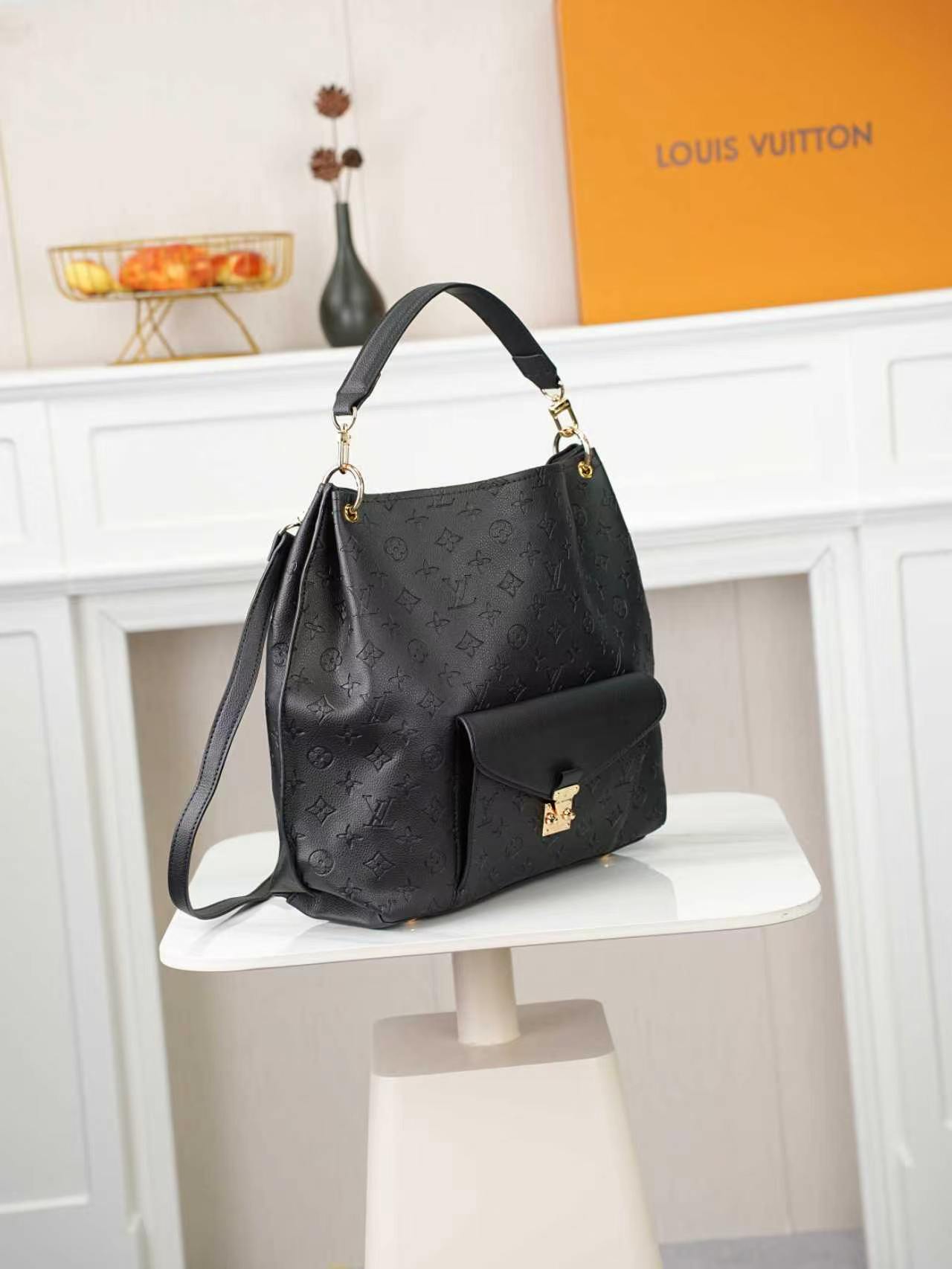Alternative view of Handbag 12117