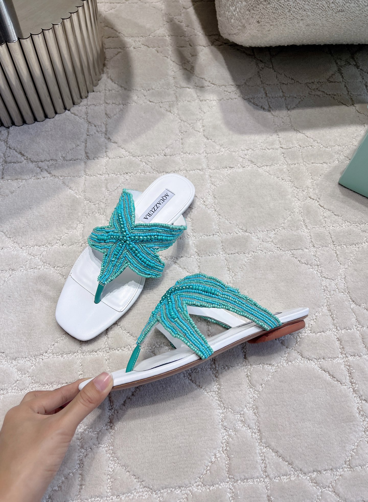 Шлёпанцы Aquazzura