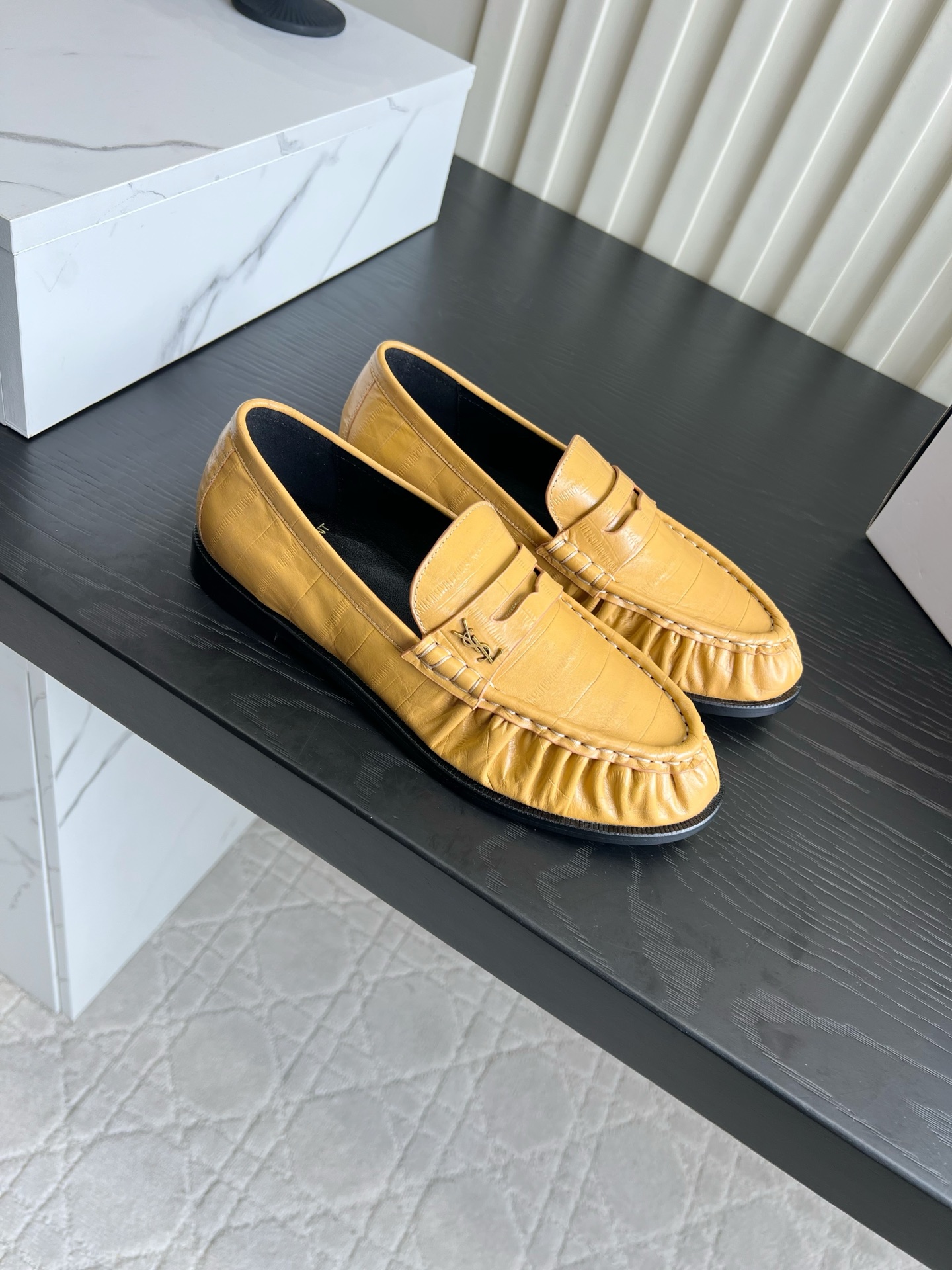 Лоферы Saint Laurent