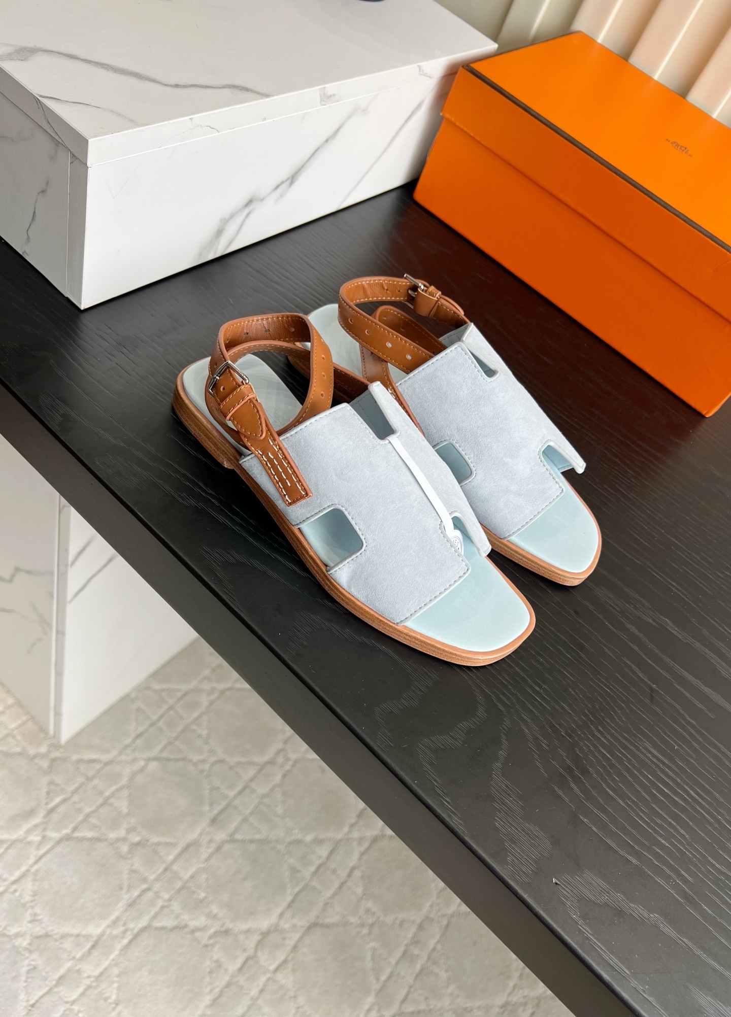 Шлёпанцы Hermès