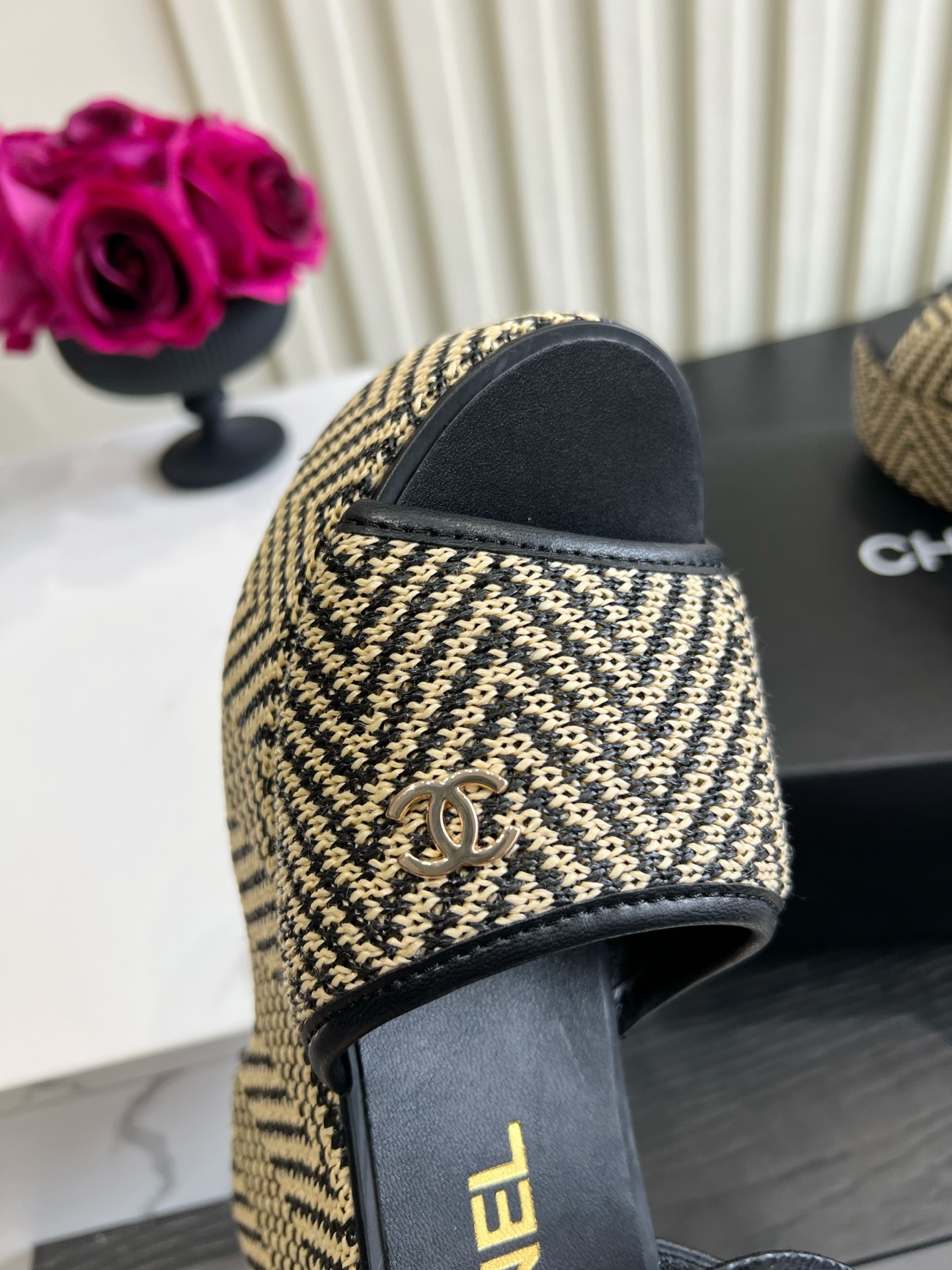 Chanel Slides
