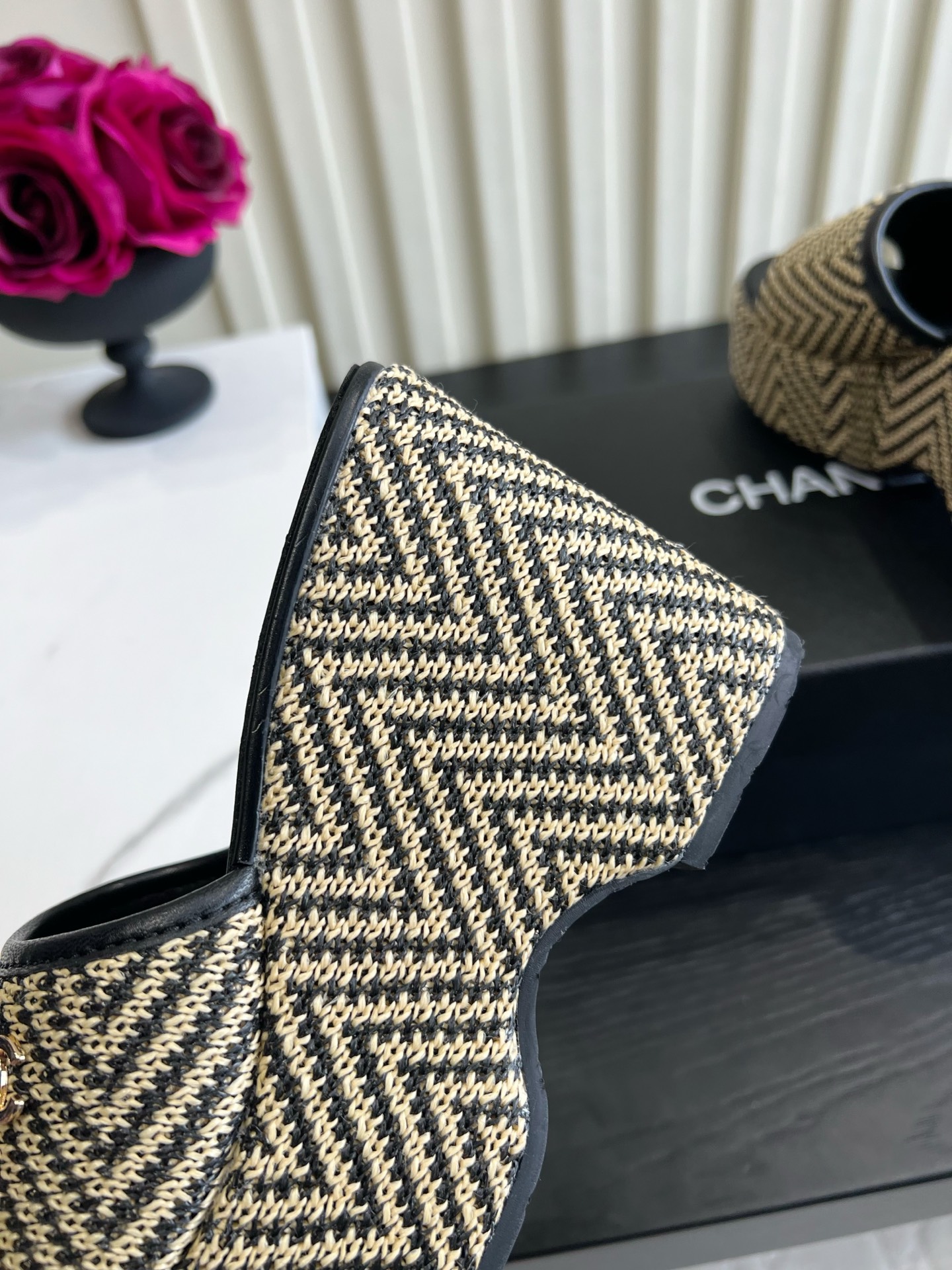 Chanel Slides
