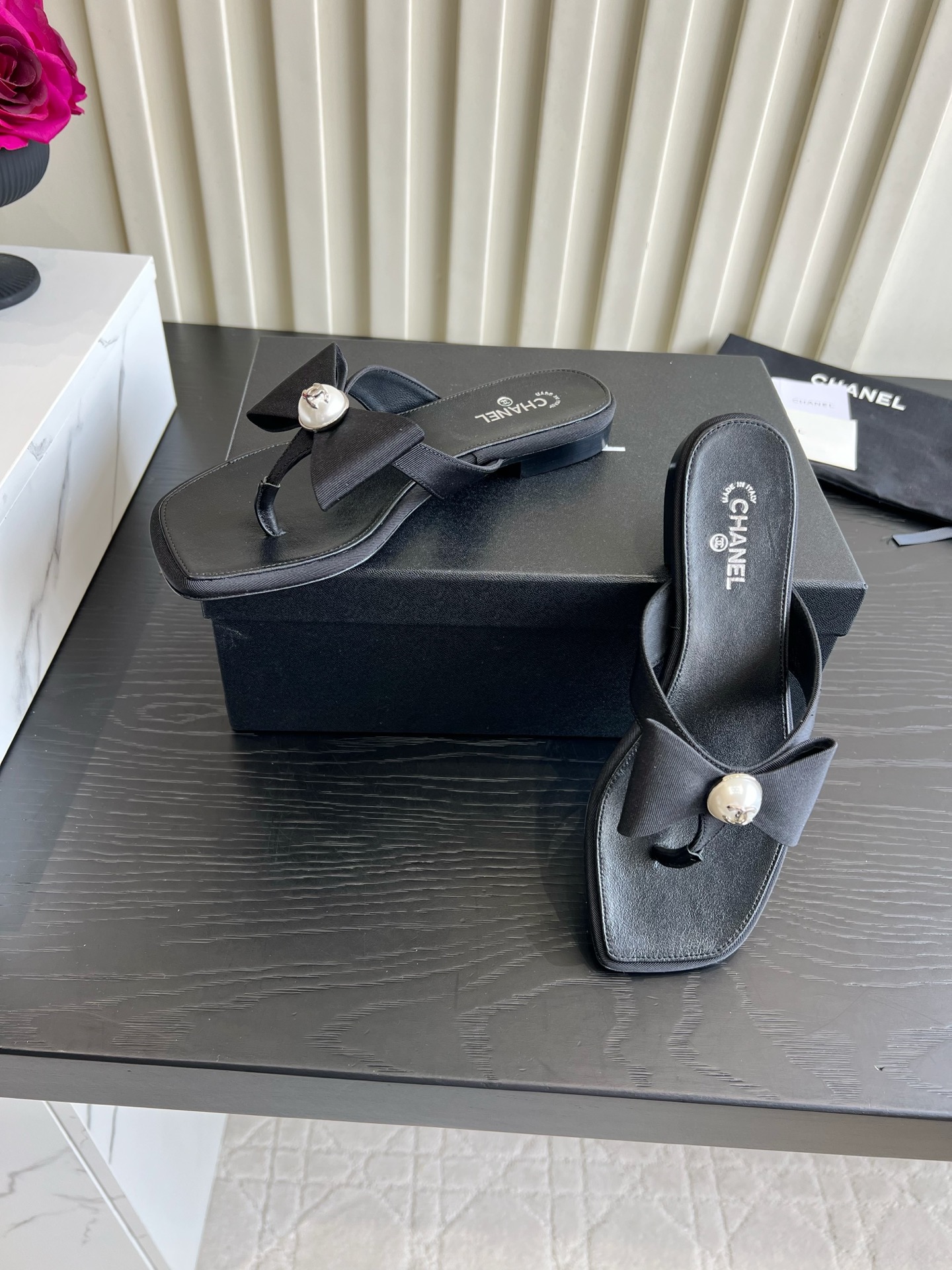Chanel Slides