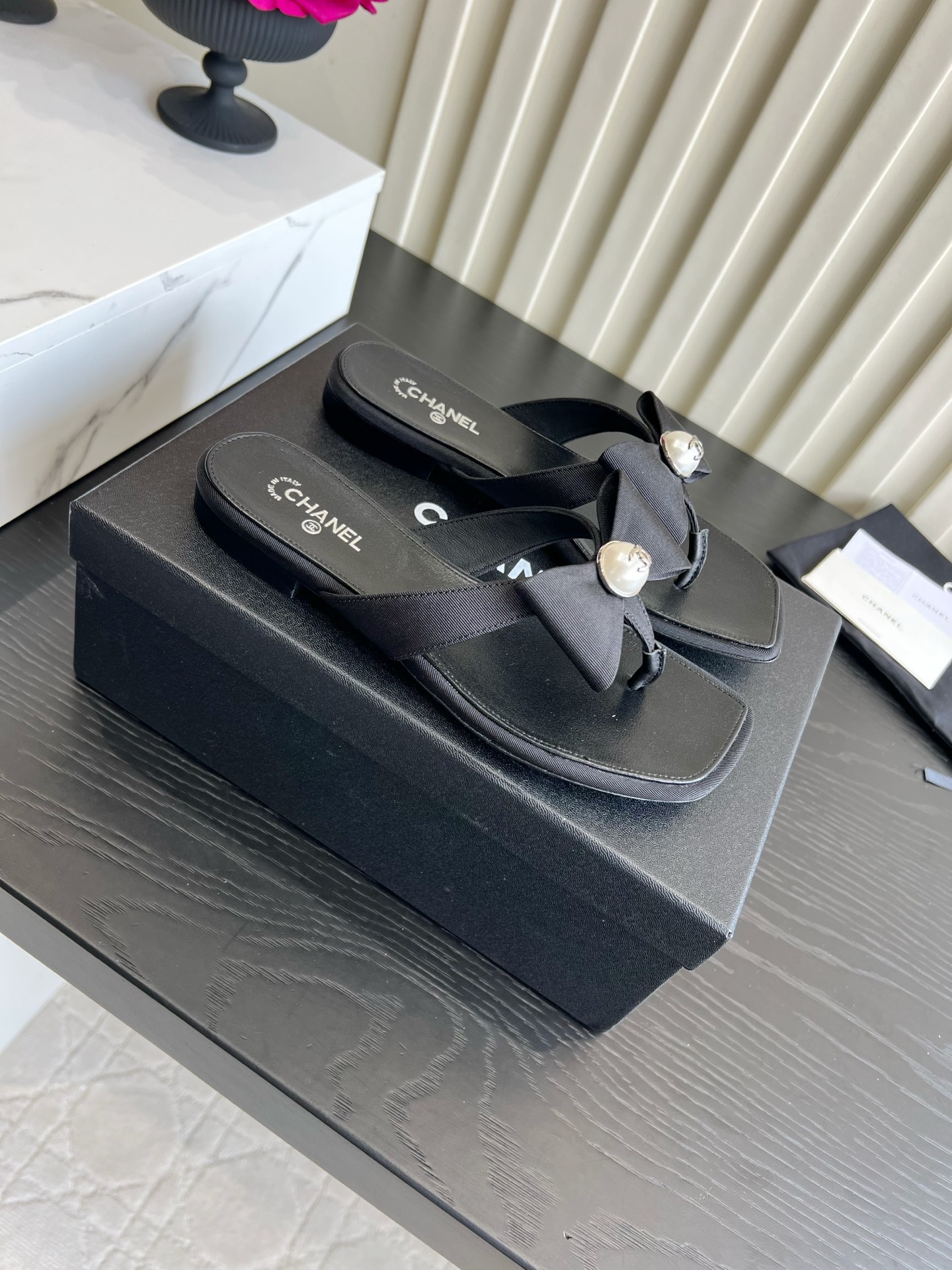 Chanel Slides