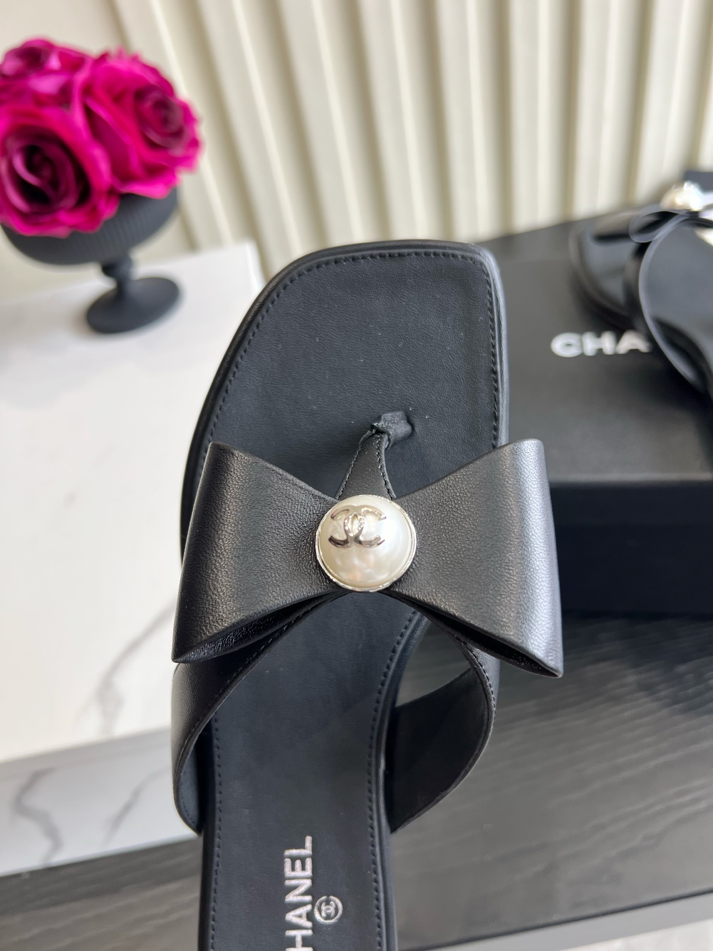 Chanel Slides