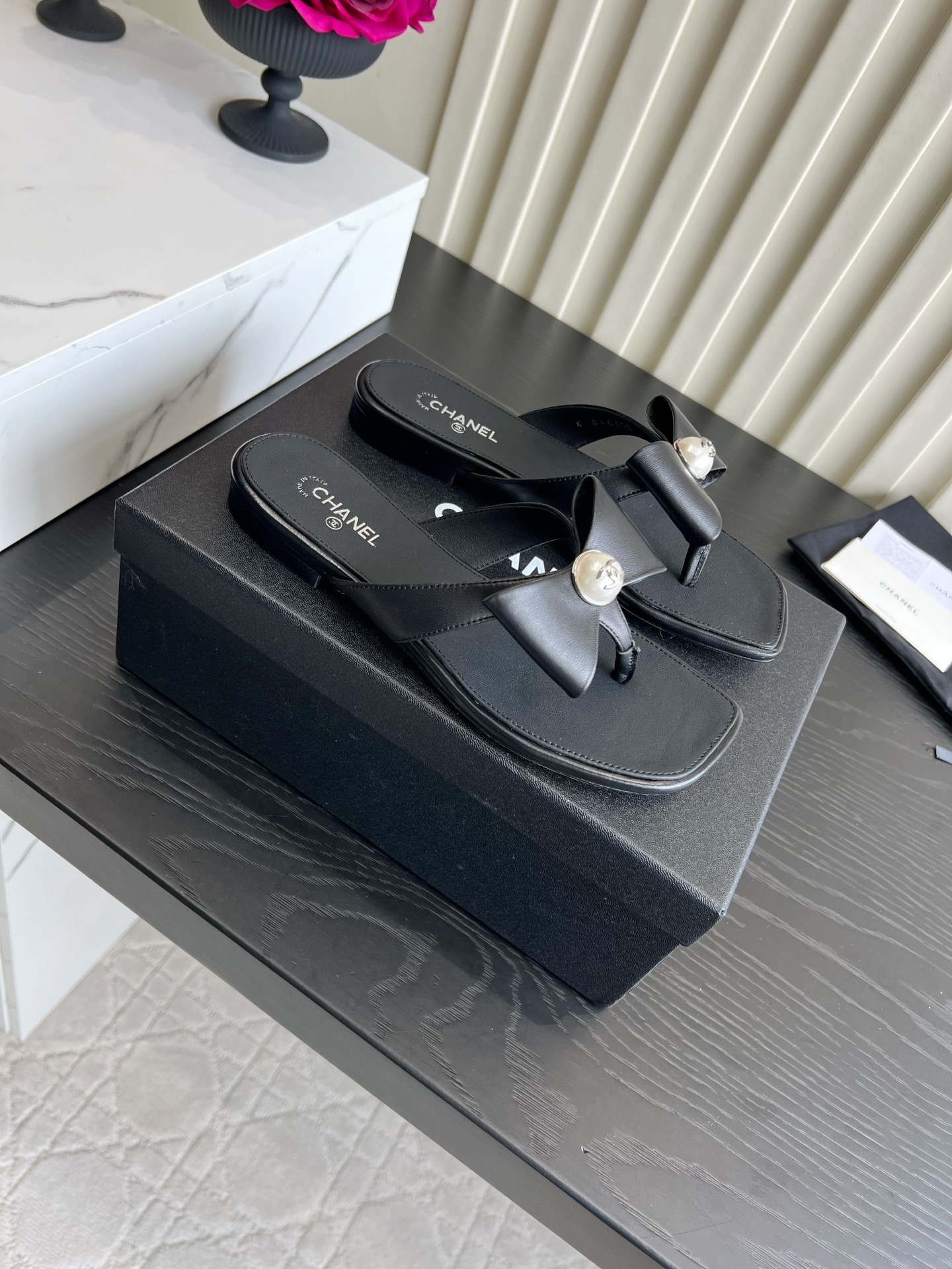 Chanel Slides