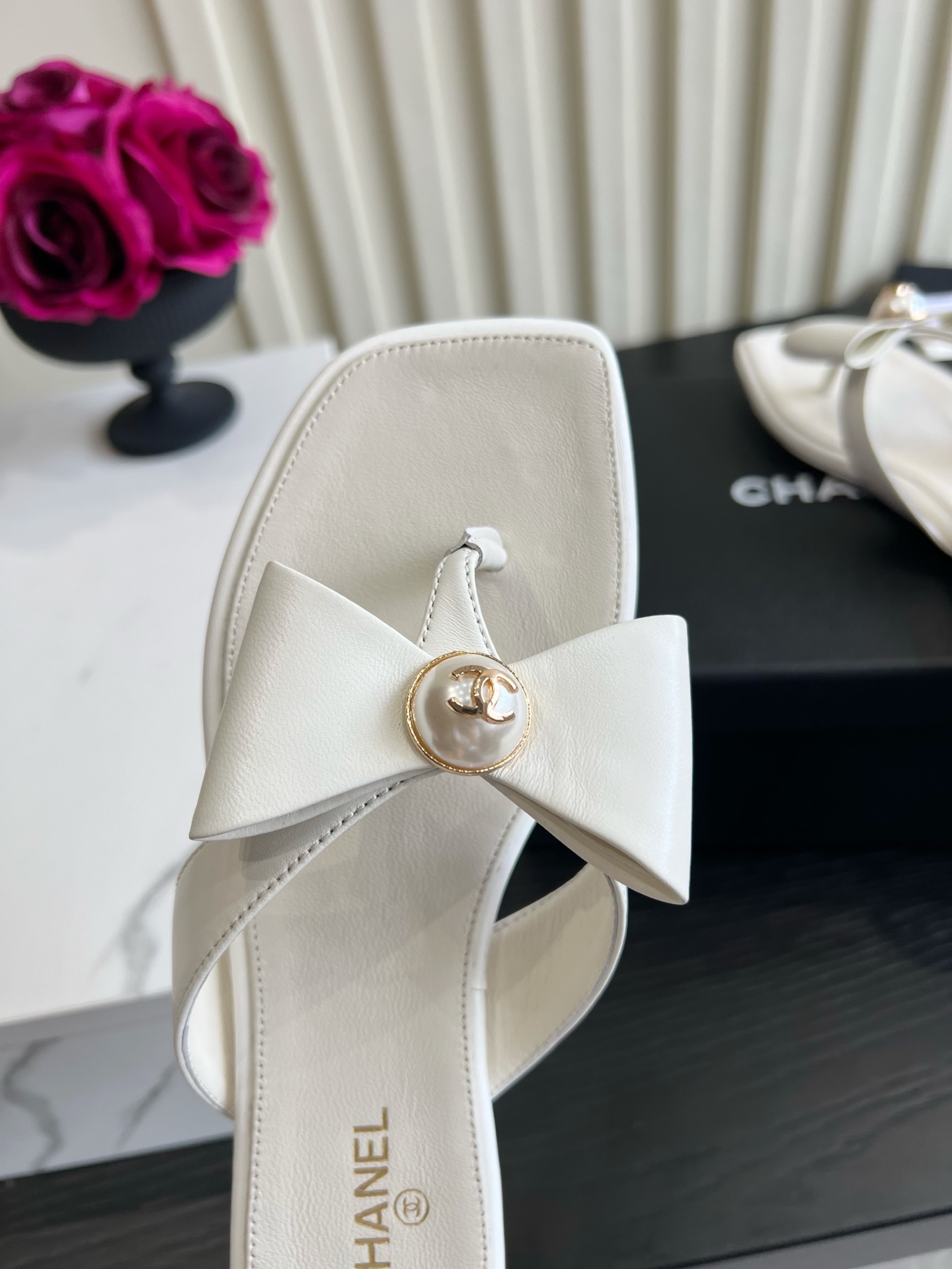 Chanel Slides