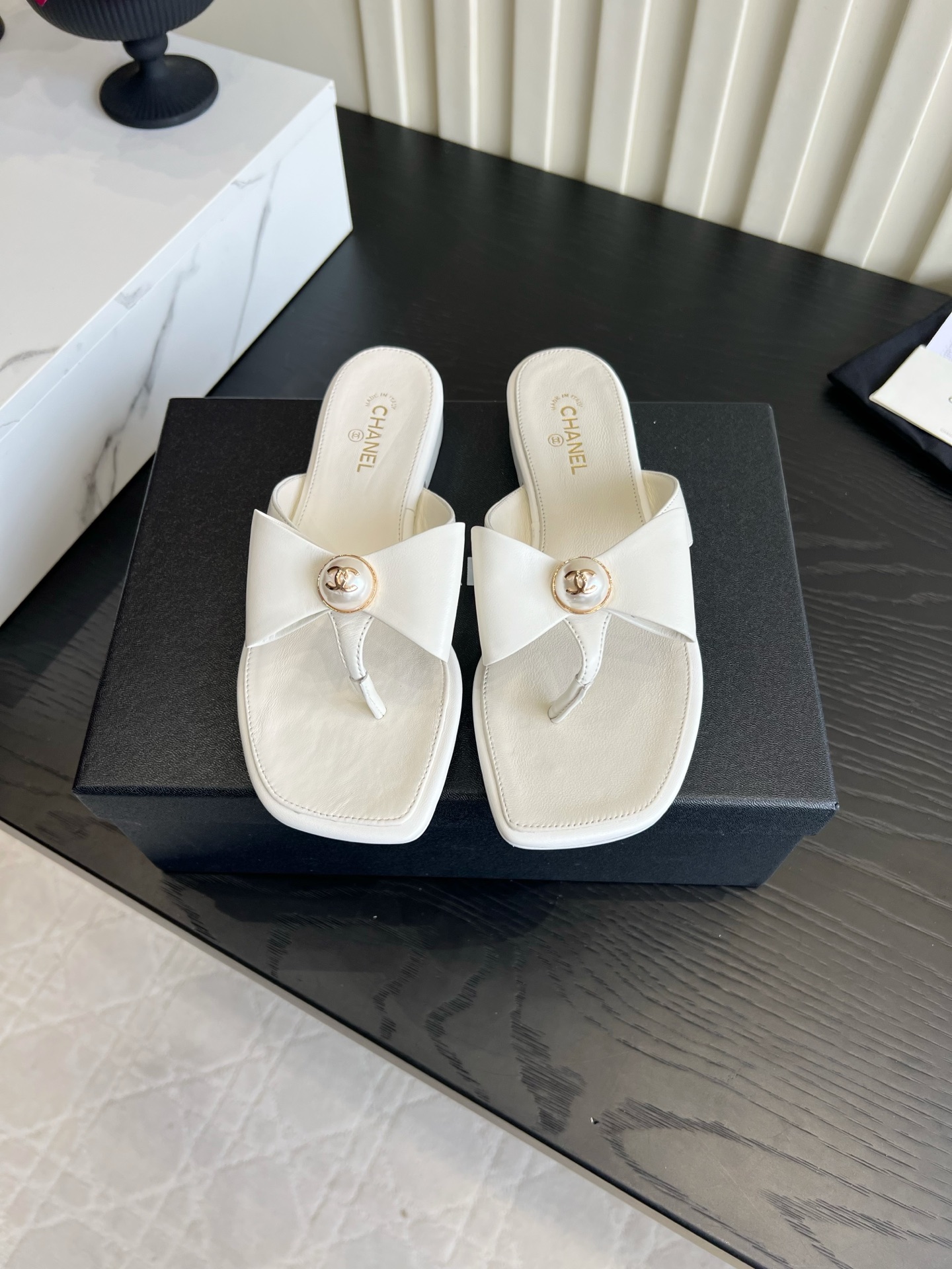 Chanel Slides