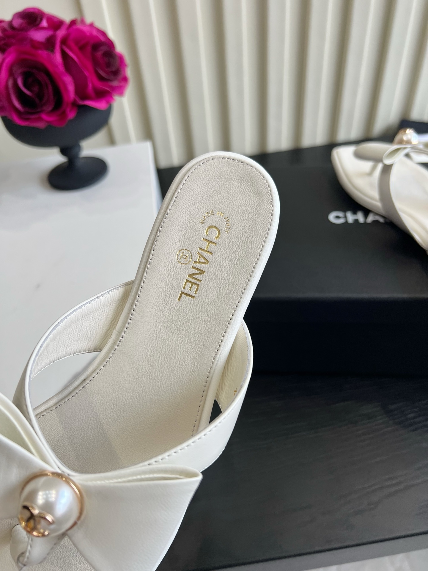 Chanel Slides