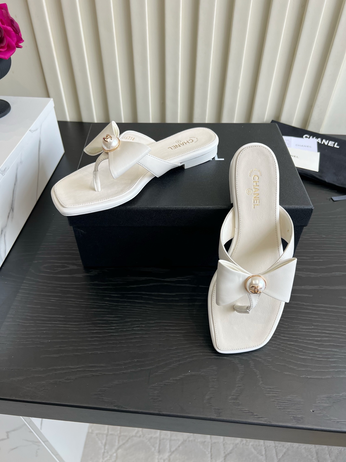 Chanel Slides