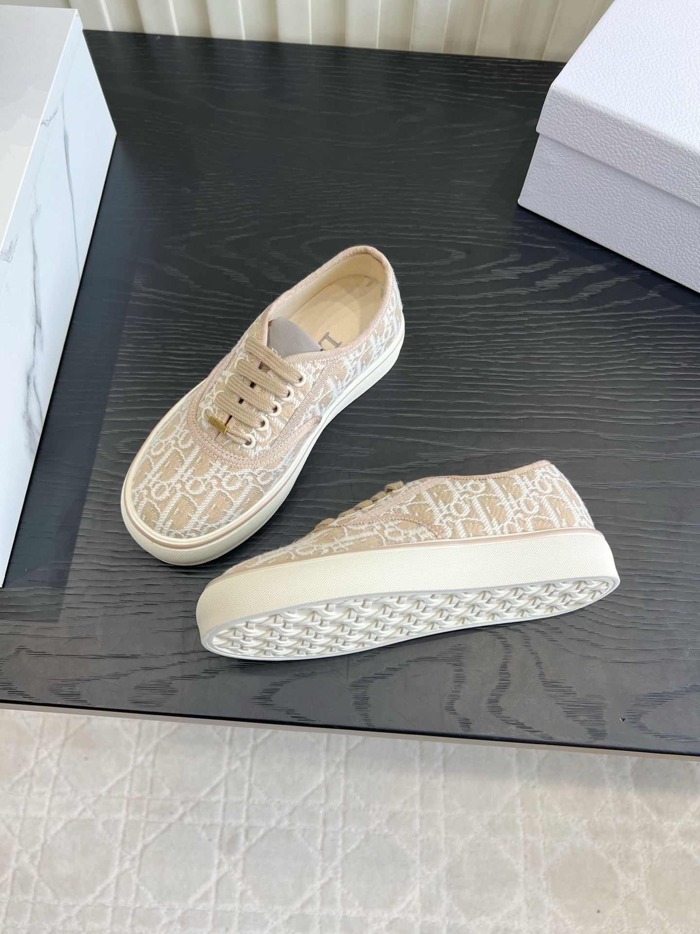 Designer Sneakers