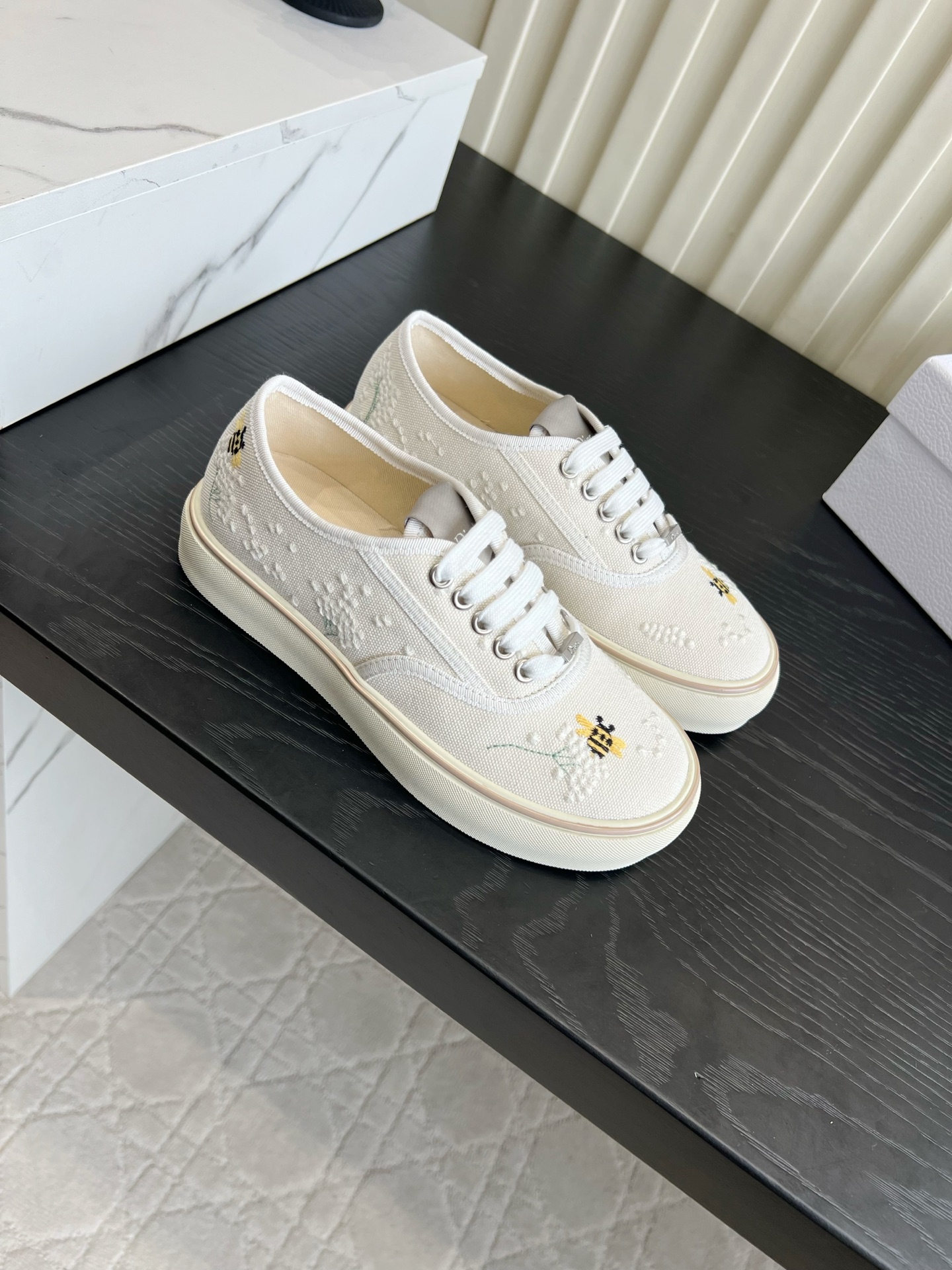 Designer Sneakers