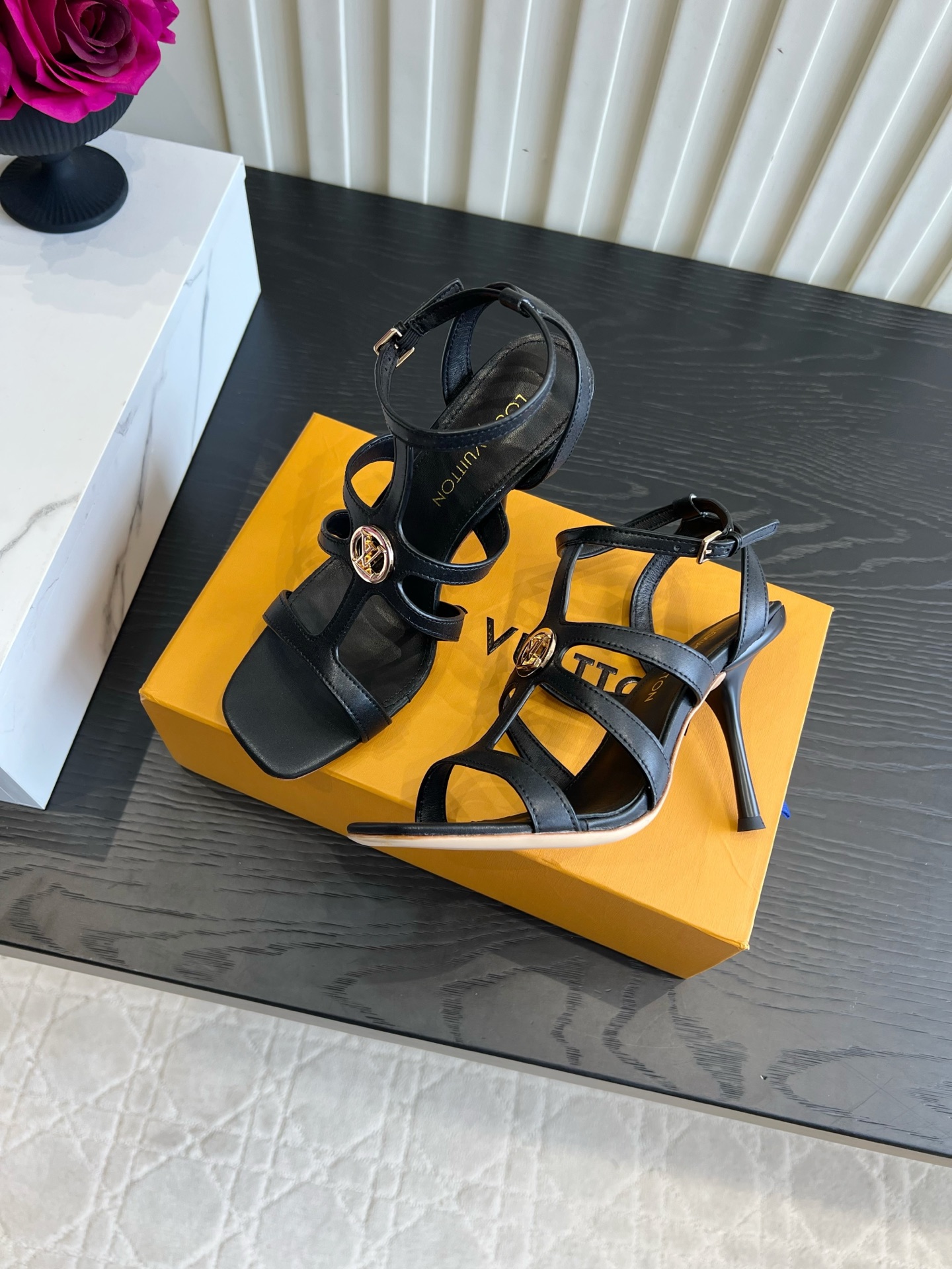 Louis Vuitton Sandals