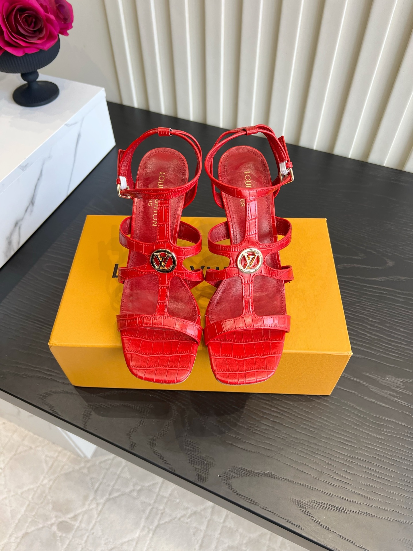 Louis Vuitton Sandals