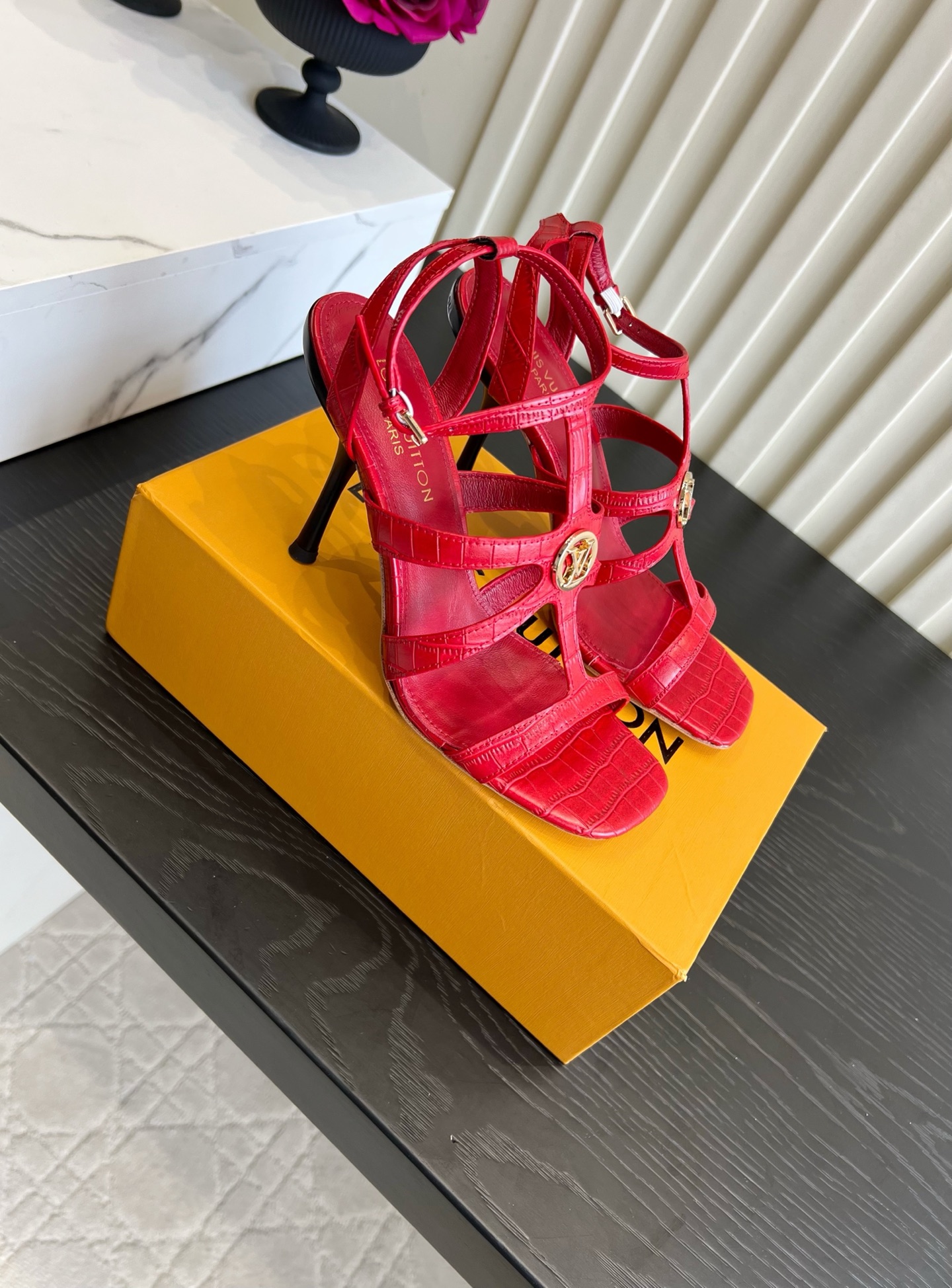 Louis Vuitton Sandals