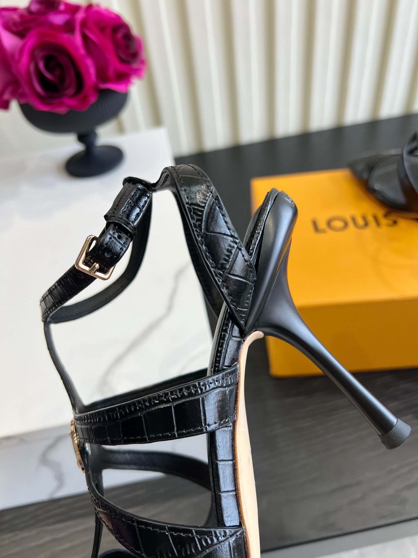 Louis Vuitton Sandals