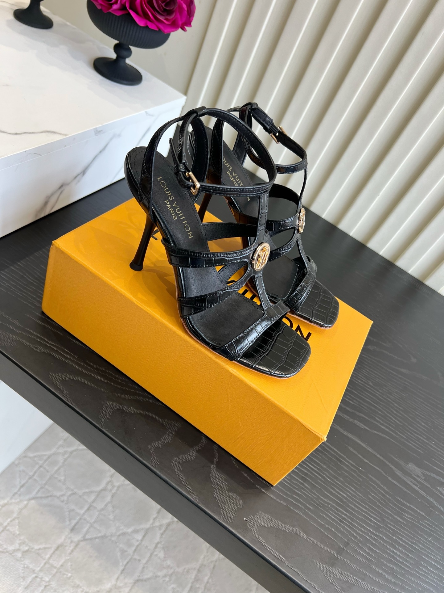 Louis Vuitton Sandals
