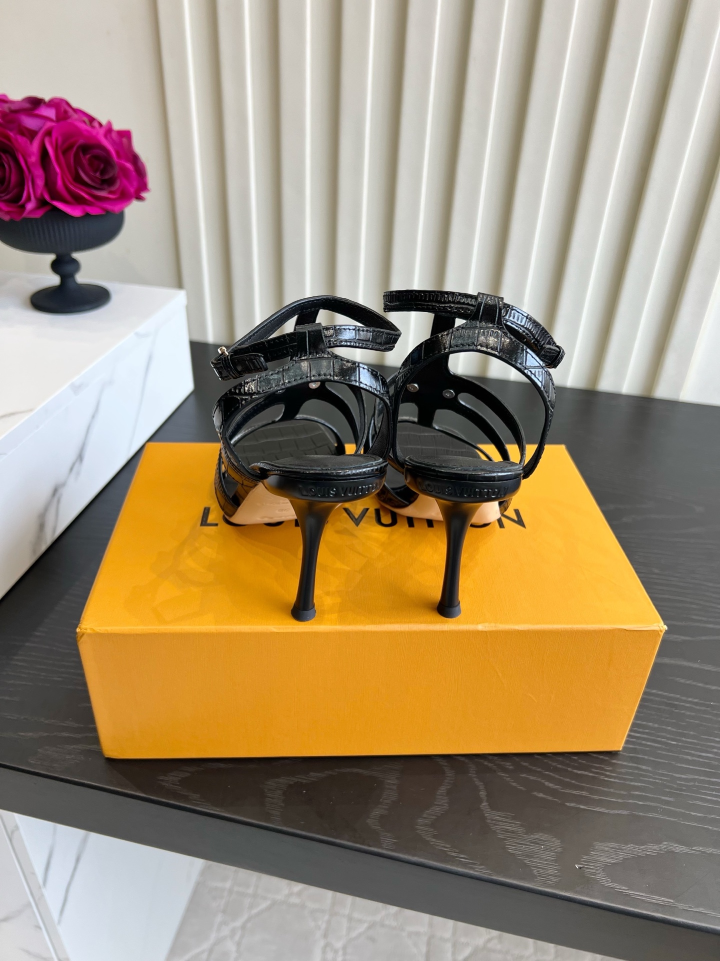 Louis Vuitton Sandals