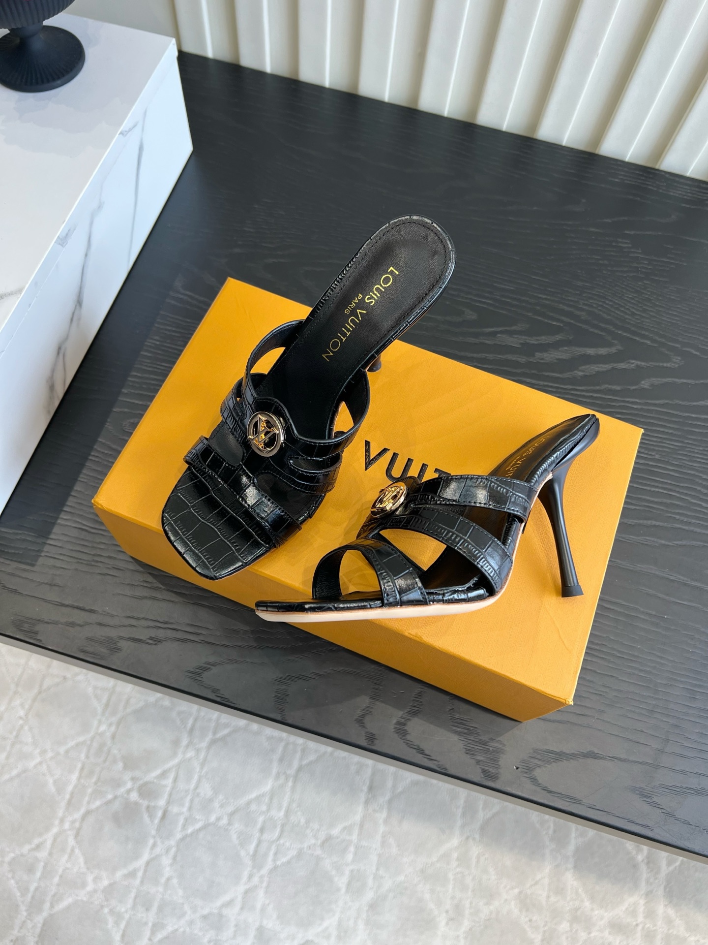 Louis Vuitton Sandals