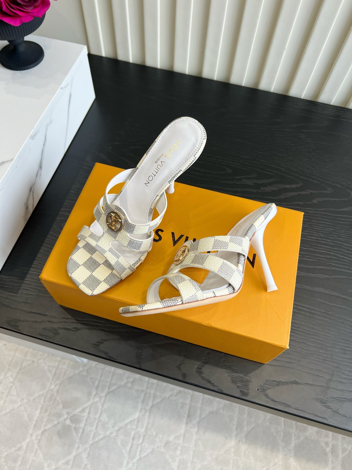 Louis Vuitton Sandals