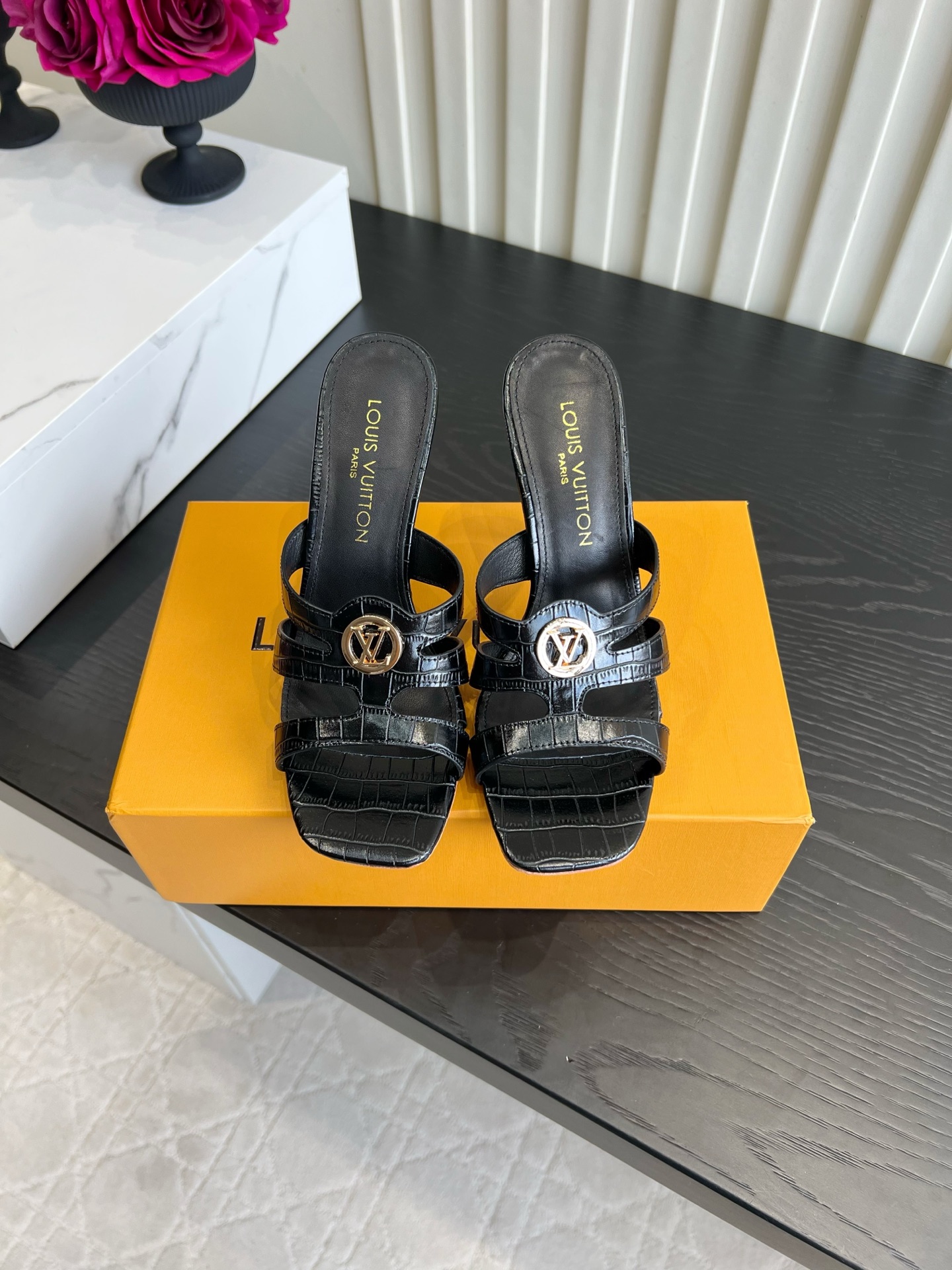 Louis Vuitton Sandals