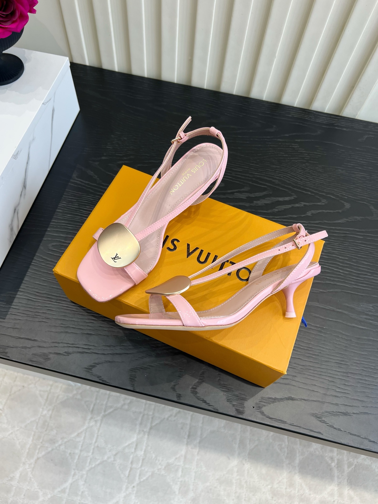 Louis Vuitton Sandals