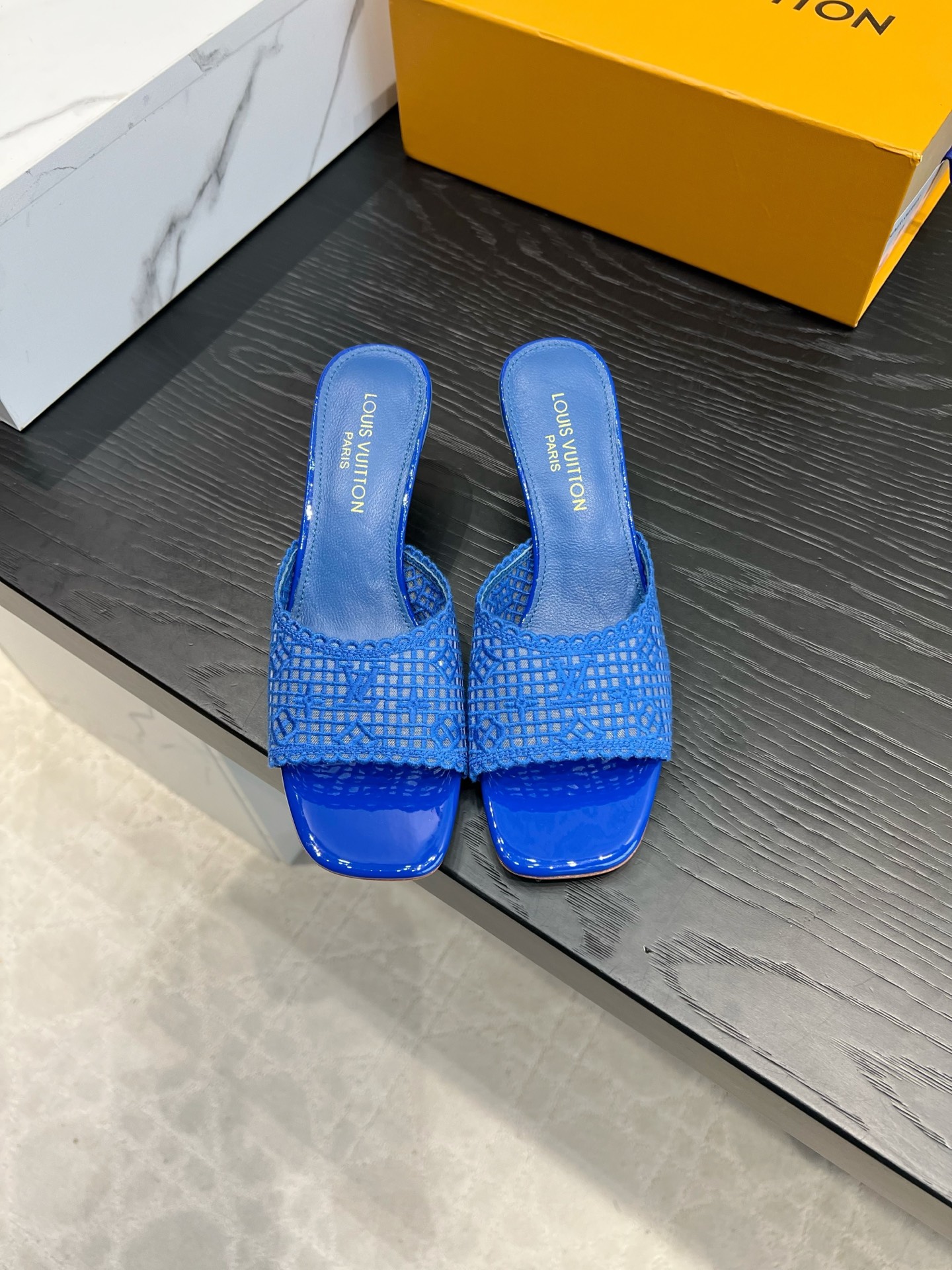Designer Slides