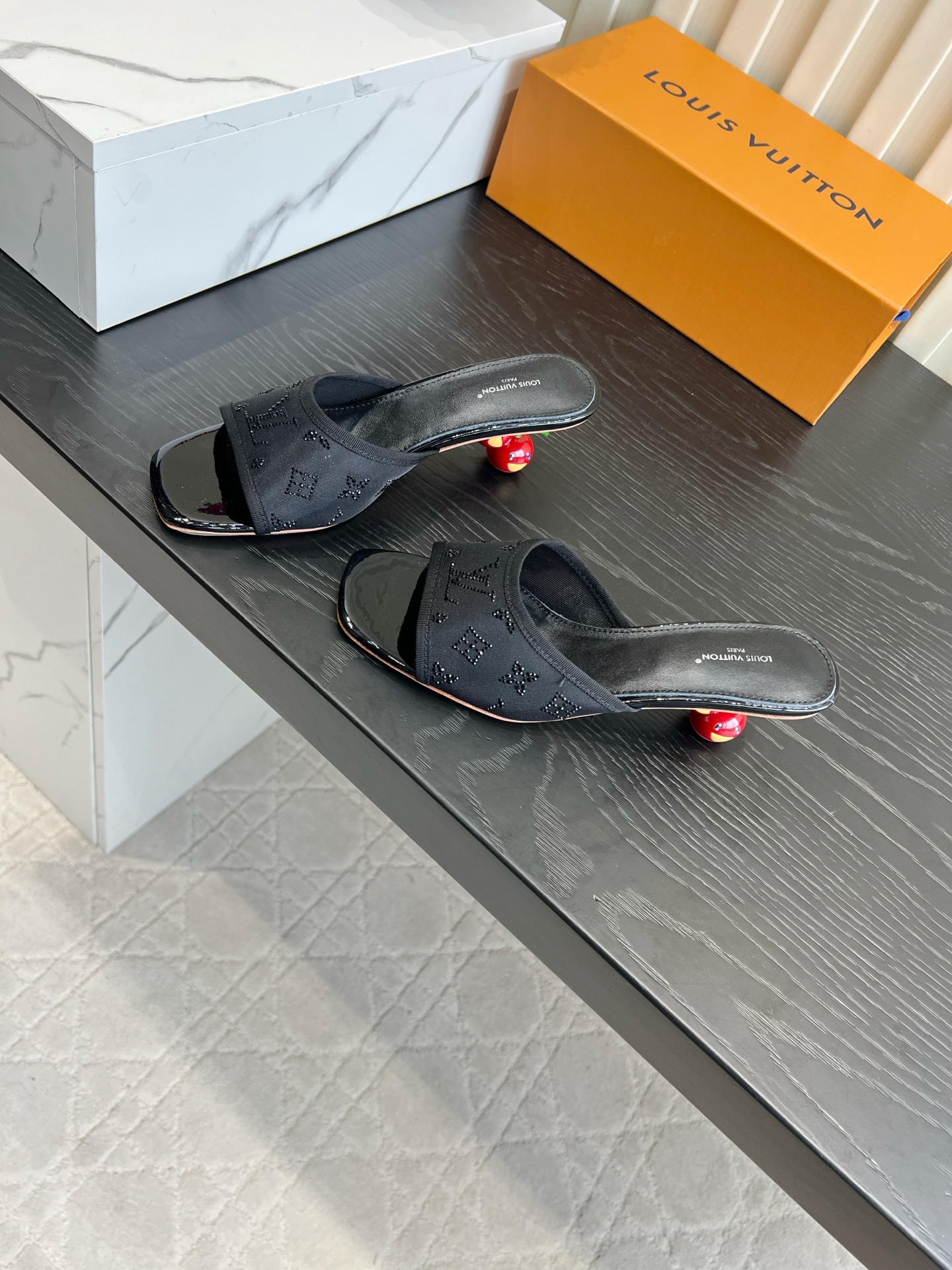 Louis Vuitton Slides